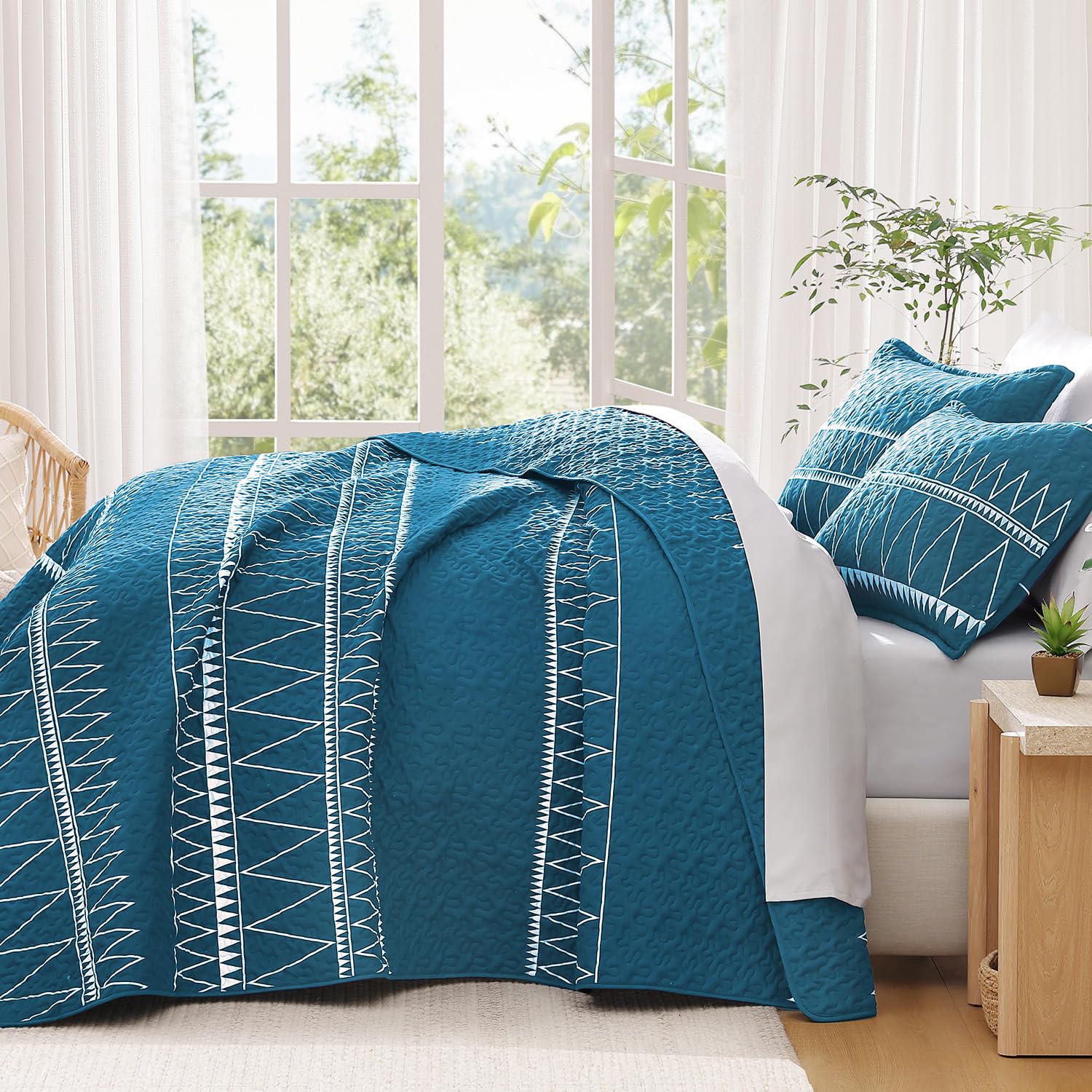 Andency Twin Quilt Set Grey, 2 Pieces Boho Lightweight Soft Striped Bedspread for All Season (68"x86"), Gray Printed Bohemian Polyester Reversible Coverlet Comoforter Sets
