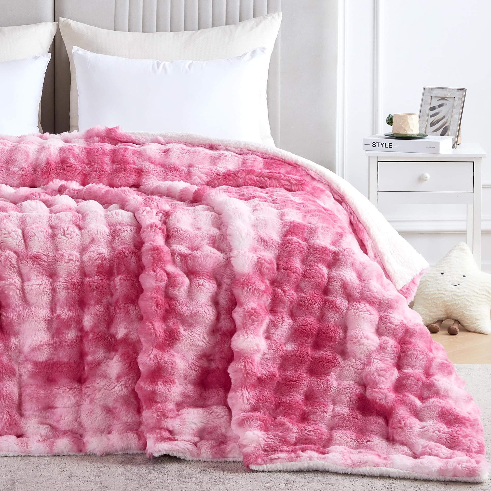 50x60 Inches Ultra-Soft Fuzzy Faux Fur Plush Throw Blanket - Thick, Warm Sherpa for Couch, Sofa, Bedroom, Camping - Decorative Blanket for Cozy Warmth, Bubble Grey