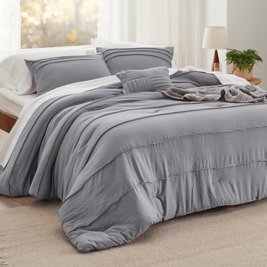 Bedsure Twin Comforter Set - 3 Pieces Pinch Pleat Bed Set, Beige Boho Bedding for All Season, 1 Soft Comforter, 1 Pillowcase, 1 Decorative Pillow