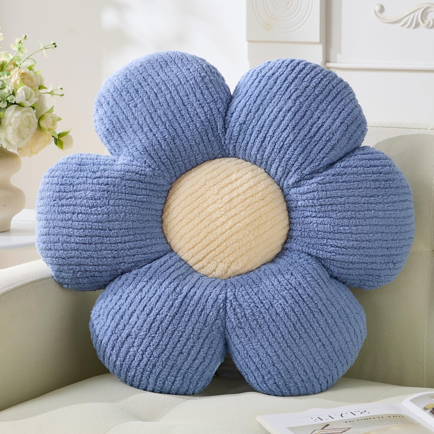 Flower Pillow, Blue Throw Pillows Cute Daisy Decorative Pillow Cushion Seating Home Decorative for Bed, Sofa, Couch