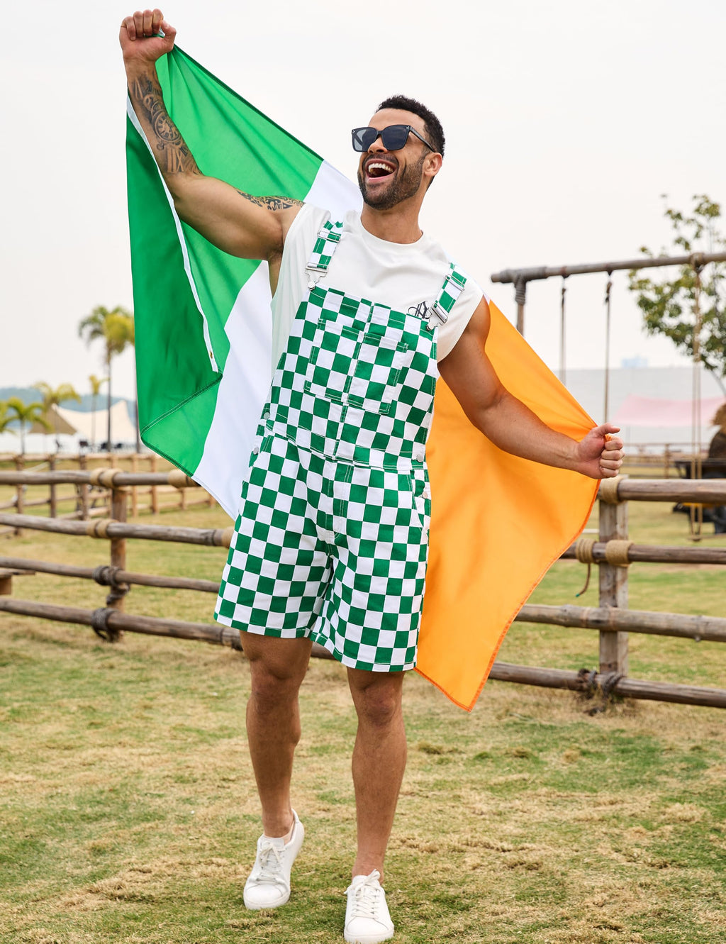 Odefou Checkered Bib Overalls for Men Jumpsuit Shorts Work Coveralls
