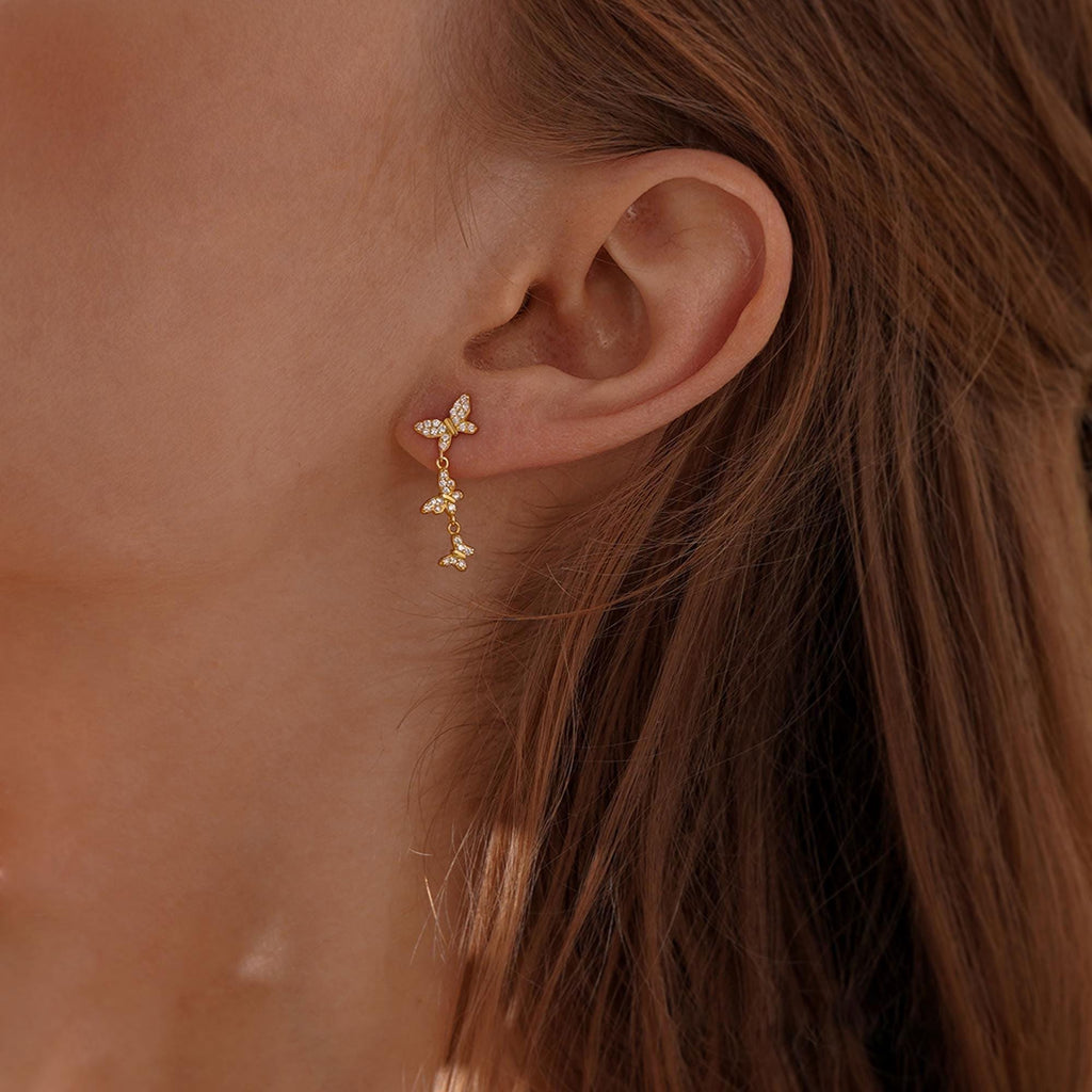 Gold Earrings for Women, 14K Gold Plated Tassel Dangle Earrings for Women Trendy Hypoallergenic Long Chain Earring Dainty Pearl Drop Earrings Elegant Wedding Earring Fashion Jewelry for Womens