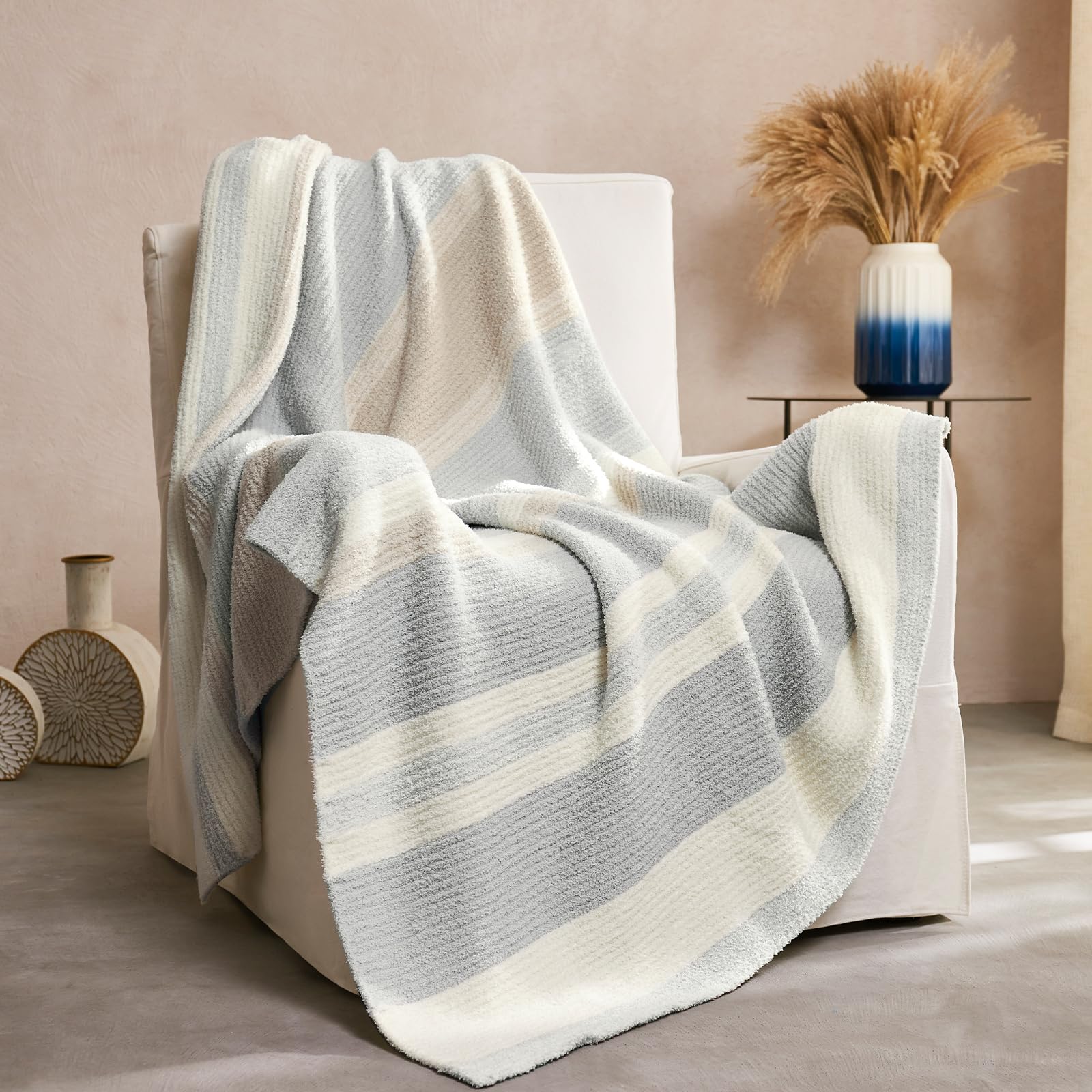 Checkered Throw Blanket, Black Soft Cozy Fluffy Knitted Throw Blankets for Couch, Sofa, Bed, Chair, Warm Fuzzy Travel Picnic Lightweight Plaid Blanket, 50x70 inches