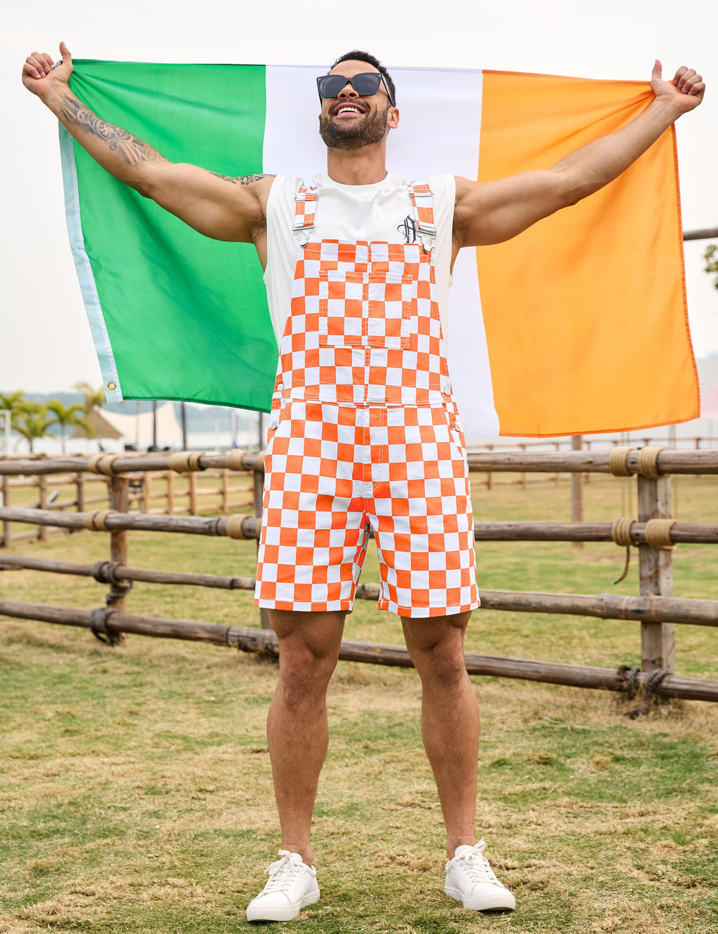 Odefou Checkered Bib Overalls for Men Jumpsuit Shorts Work Coveralls