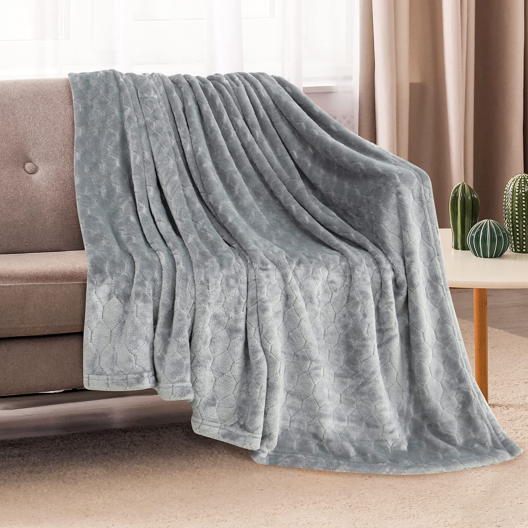 TOONOW Fleece Blanket Fuzzy Plush Throw Blanket 50" x 60", Super Soft Fluffy Bed Blanket Geometric Pattern Comfy Microfiber Flannel Blankets for Couch, Bed, Sofa, Black