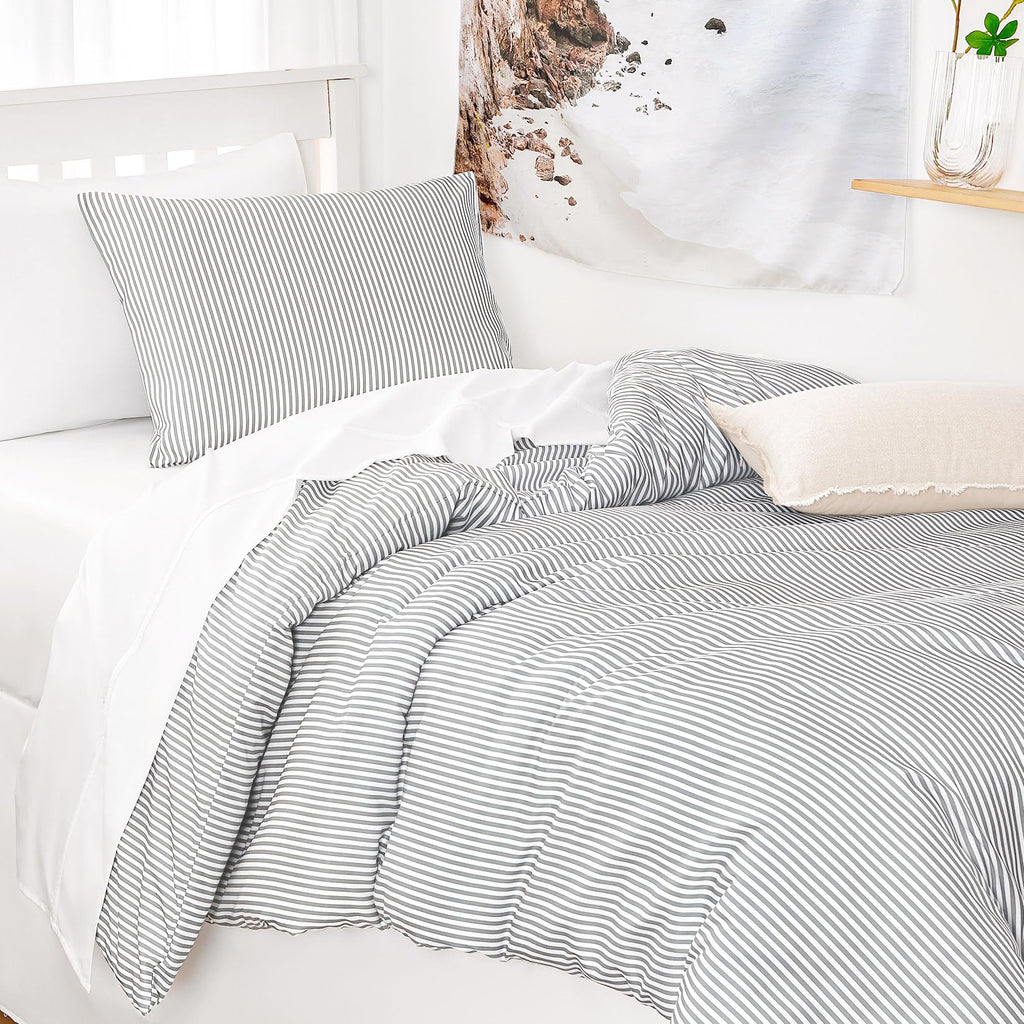 Wake In Cloud - Striped Comforter Set, Ticking Stripe Vertical Pinstripe Neutral Farmhouse Pattern Printed, Soft Lightweight Bedding, 3 Pieces, Blue White, Twin/Twin XL Size