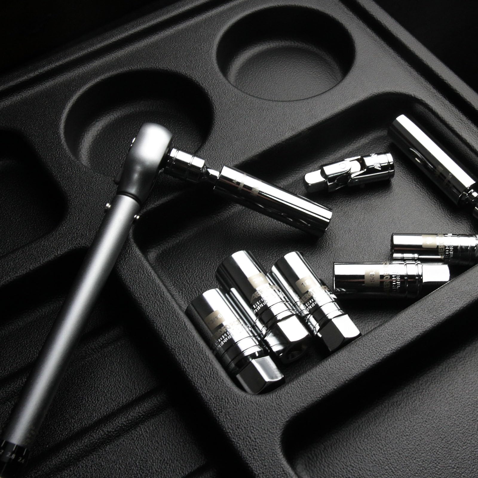 AEROFORCE 3/8-Inch Drive Spark Plug Socket Set 8PCS - Includes 6 Point Sockets 5/8-inch, 3/4-inch and 13/16-inch, 12 Point Sockets 14mm&18mm, 2 Extension Bars,Universal Joint