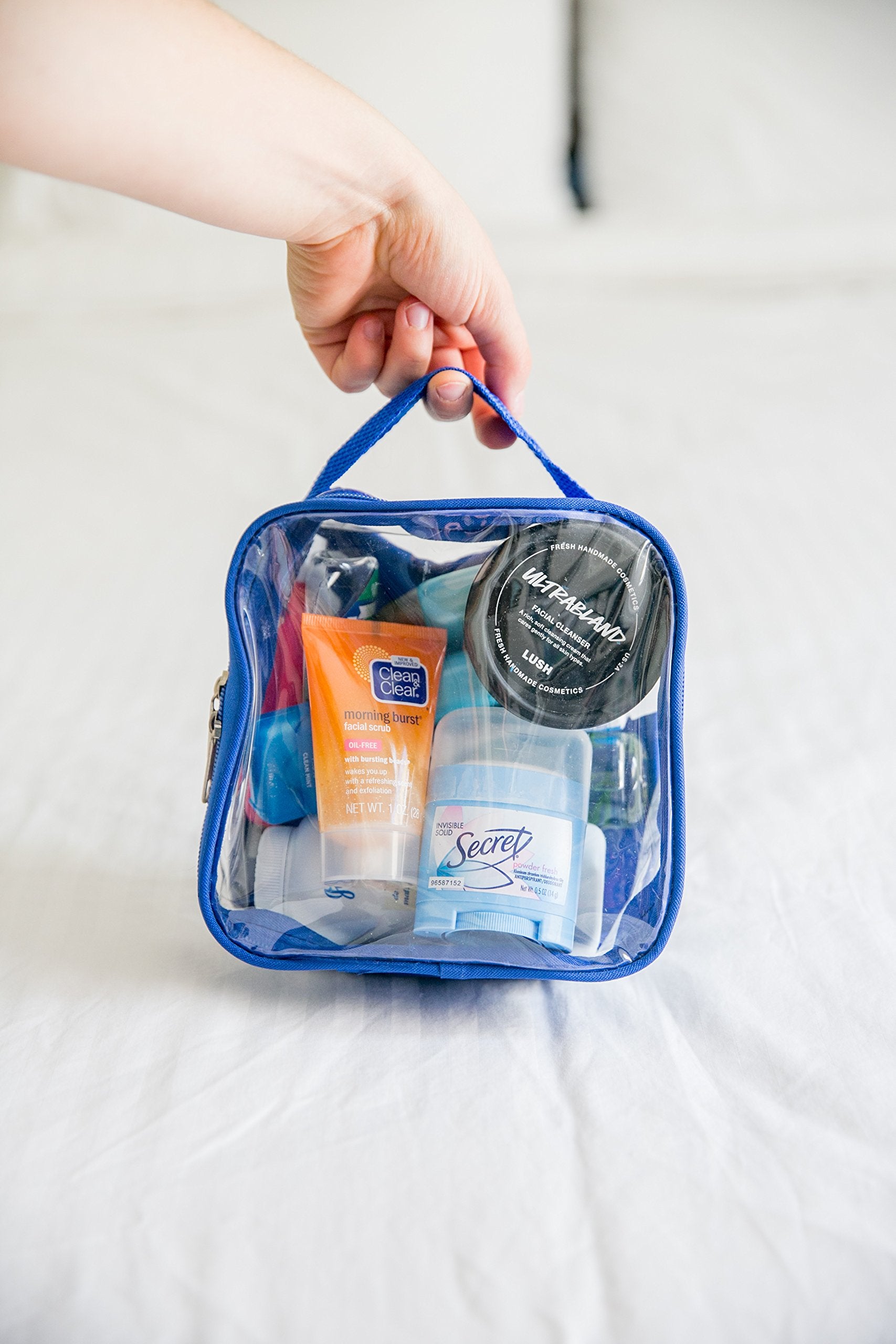 EzPacking Clear TSA Approved 3-1-1 Travel Toiletry Bag for Carry On/Quart Size Transparent Liquids Pouch for Airport Security/Reusable See Through Vinyl & PVC Plastic Organizer Men Women (Black)