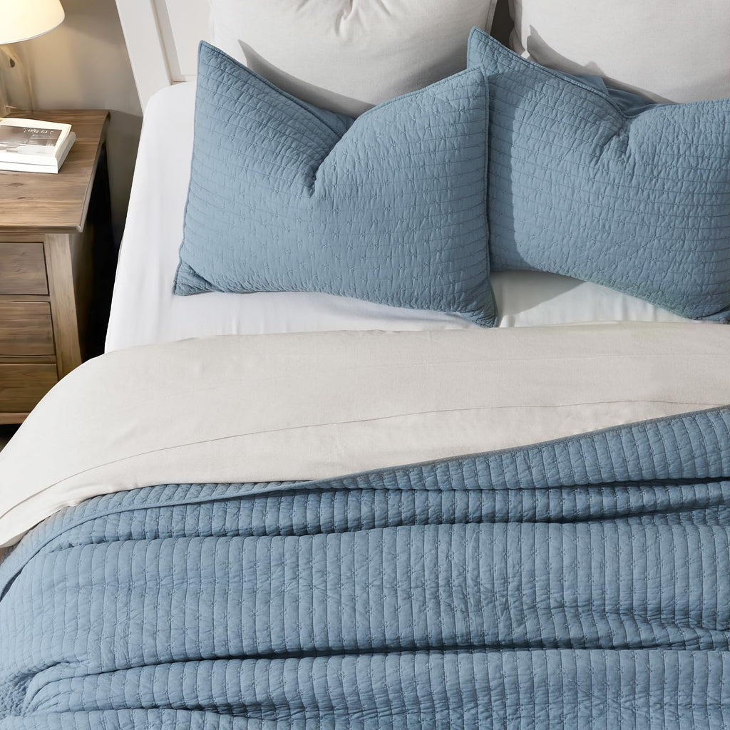 EVERGRACE Cotton Border Frame Tack-Stitch Quilt Bedding Set Queen Size, Coastal Oversized 3 Pieces Lightweight Bedspread Coverlet for All Season, with 2 Matching Shams, Blue Linen