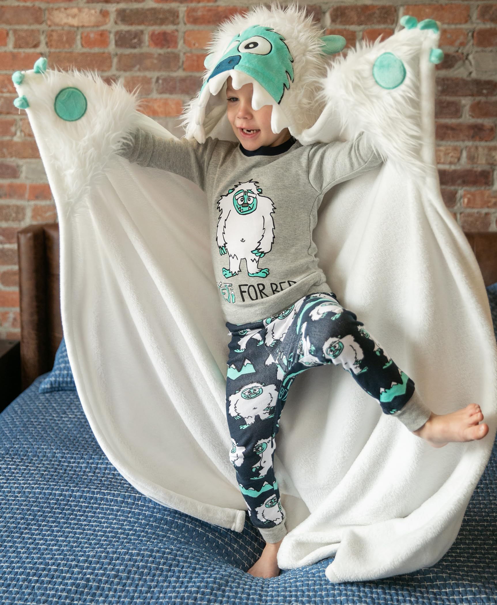 Lazy One Wearable Hooded Blanket for Kids, Animal Hooded Blanket (Bigfoot)