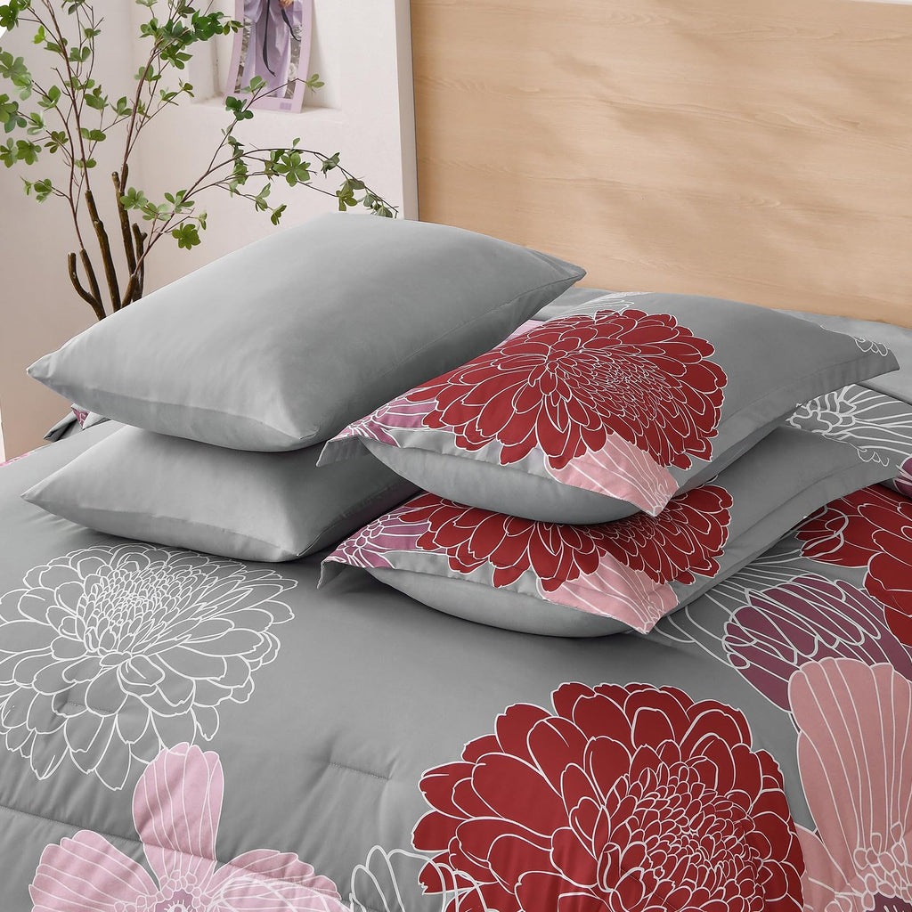 Yiran 7 Pieces Bed in a Bag Blue Floral Comforter Set Queen Size Flowers Comforter Set Soft Microfiber Bedding Set (1 Comforter 1 Flat Sheet 1 Fitted Sheet 2 Pillowshams 2 Pillowcases)