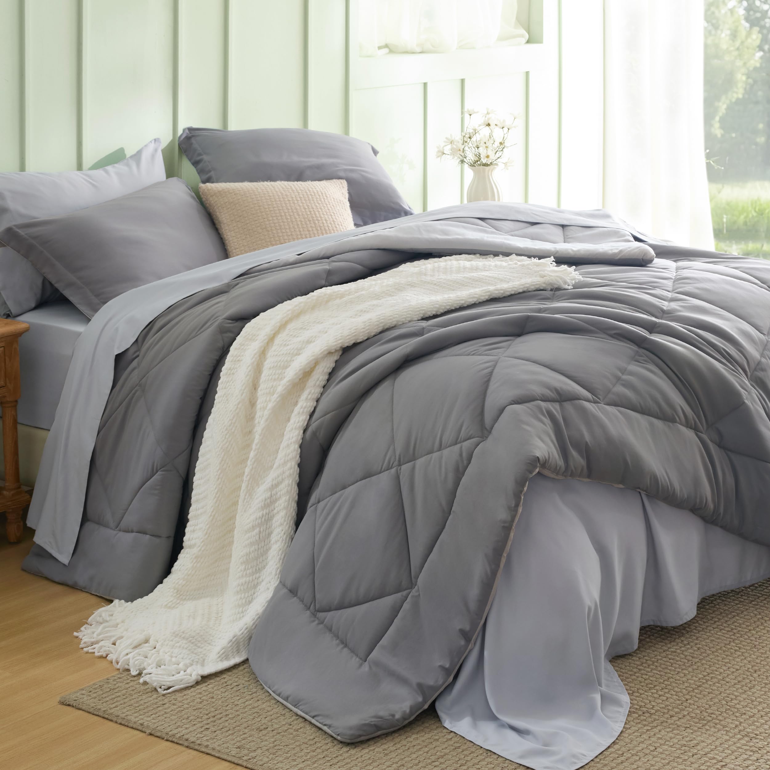 Bedsure Twin Comforter Set - 5 Pieces Reversible Grey Bedding, Twin Size Bed Set for All Seasons, Bed in a Bag with Down Alternative Comforter, Sheets, Pillowcase & Sham