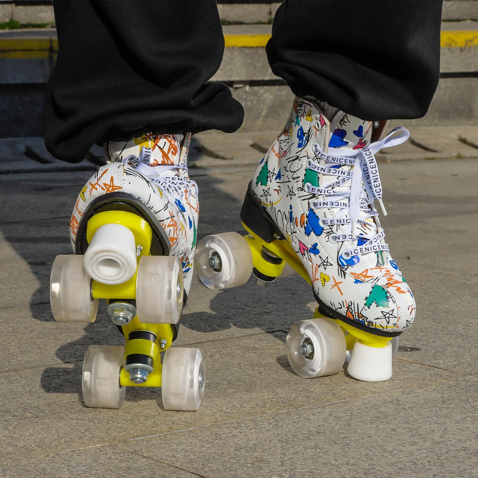 Roller Skates for Men and Women, Black Derby Roller Skates with 4 Shiny Wheel, Classic Double-Row Roller Skates for Indoor and Outdoor