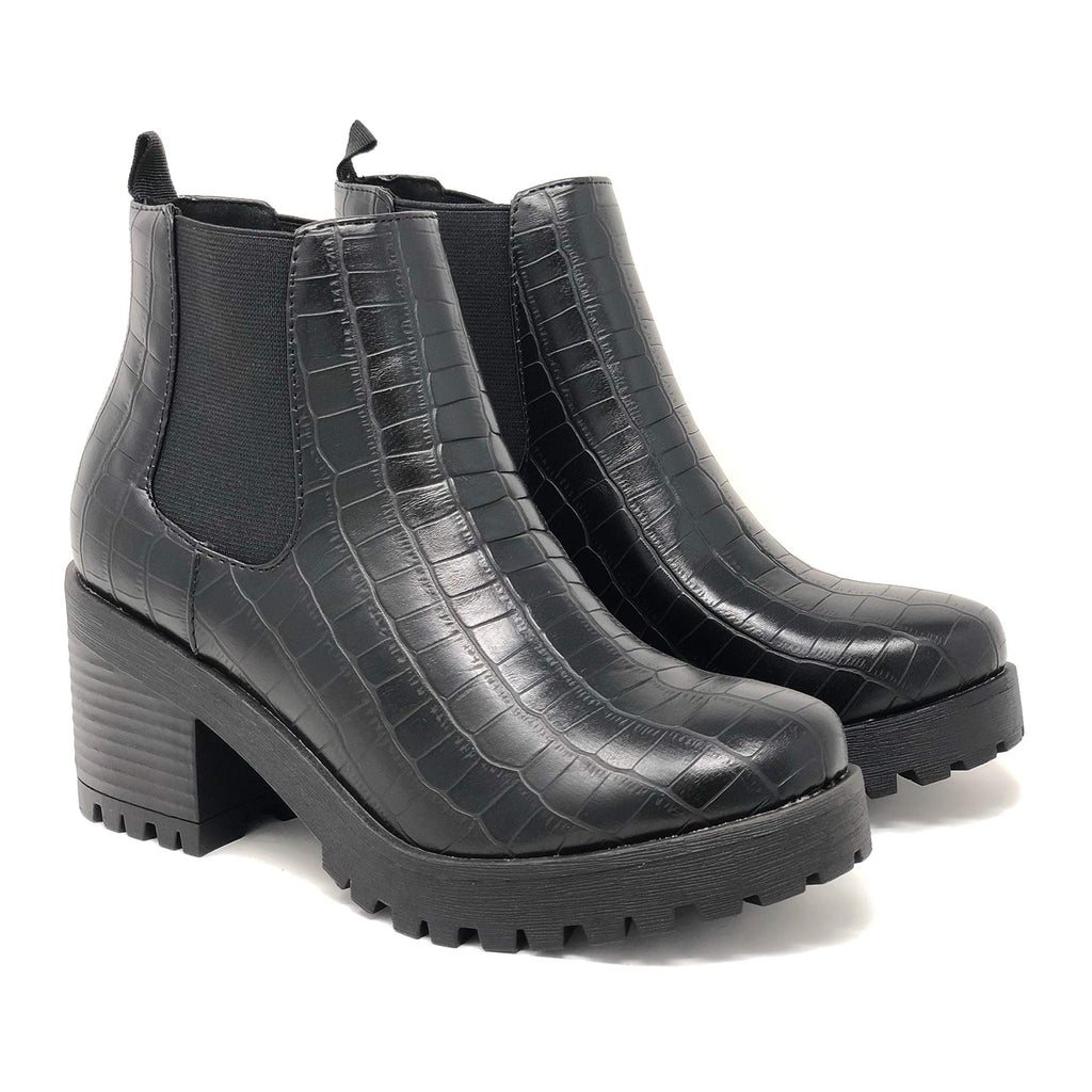 Soda Top Shoes Jaber Ankle Boot W Lug Sole Elastic Gore and Chunky Heel
