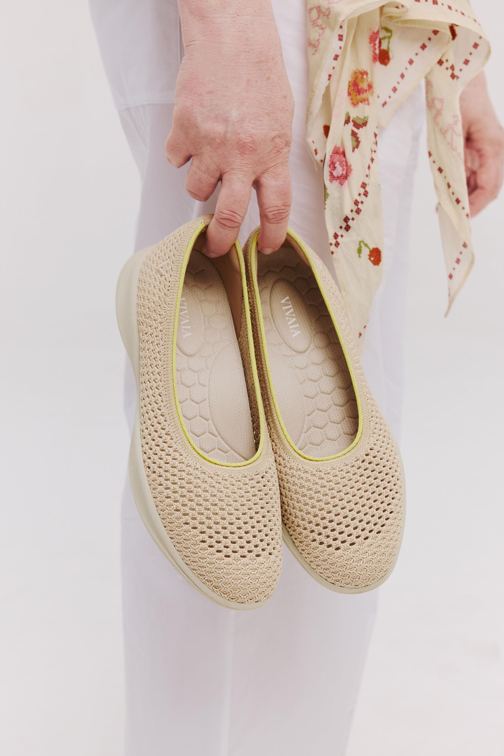 VIVAIA Women's Izabel Comfortable Round Toe Flat Shoes