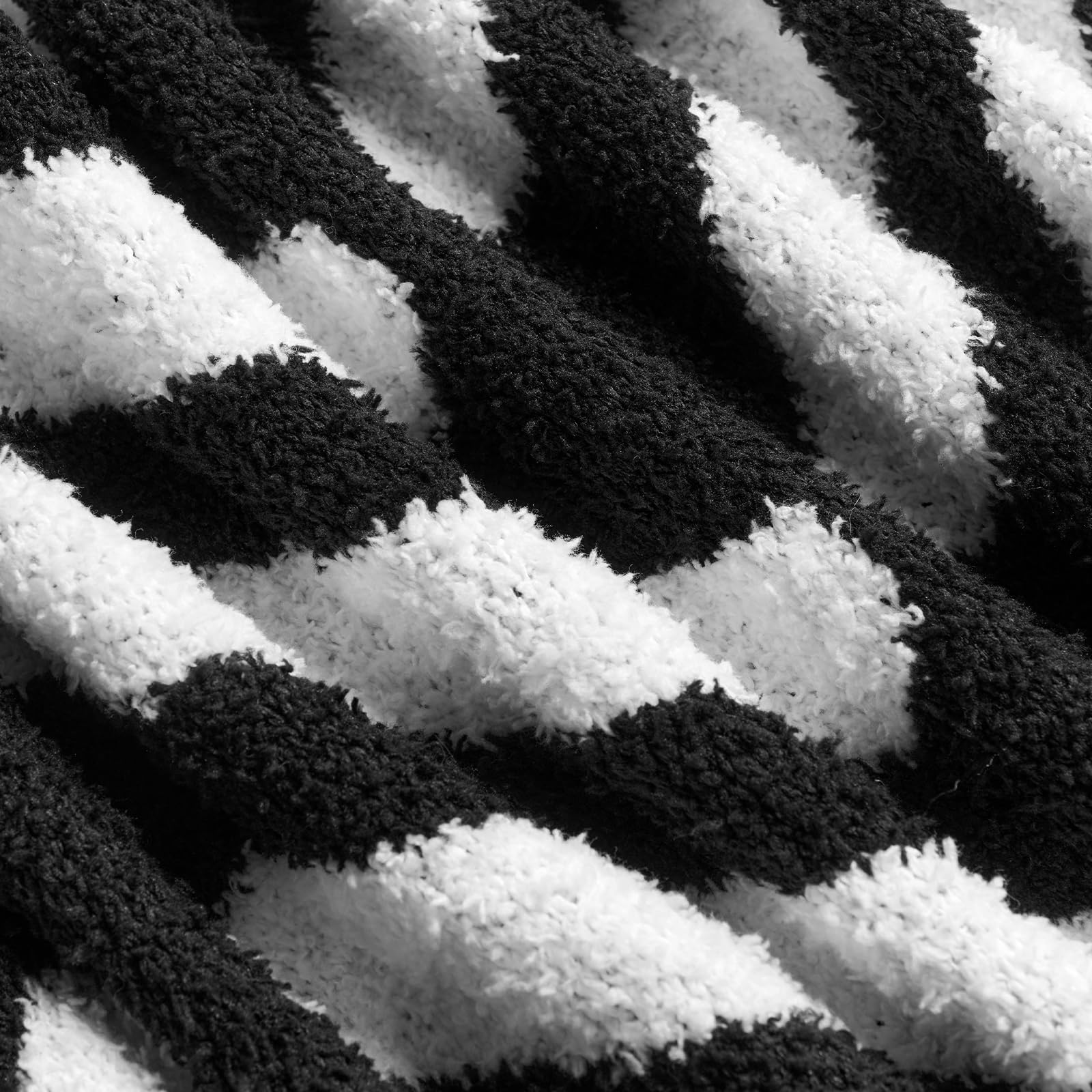 Checkered Throw Blanket, Black Soft Cozy Fluffy Knitted Throw Blankets for Couch, Sofa, Bed, Chair, Warm Fuzzy Travel Picnic Lightweight Plaid Blanket, 50x70 inches