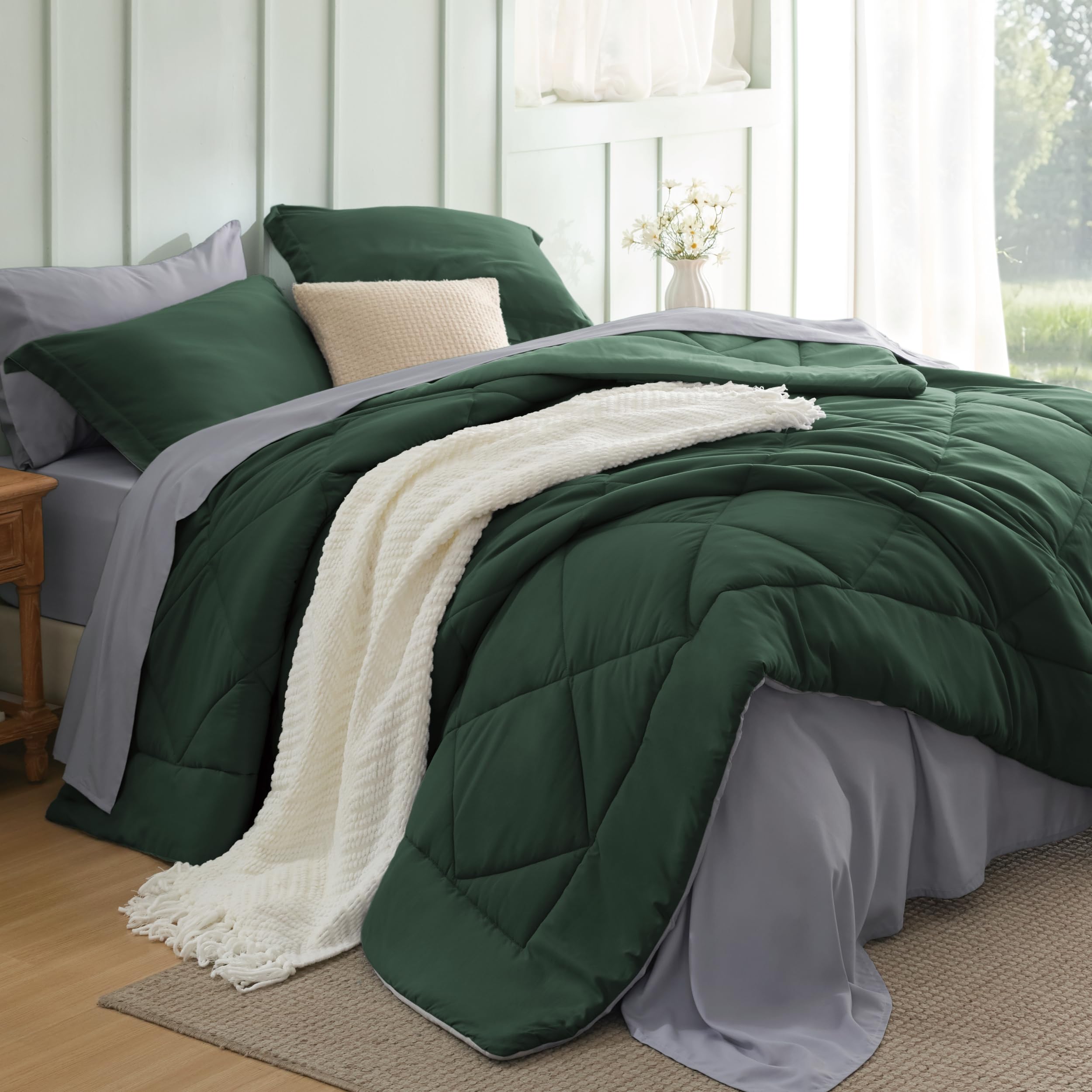 Bedsure Twin Comforter Set - 5 Pieces Reversible Grey Bedding, Twin Size Bed Set for All Seasons, Bed in a Bag with Down Alternative Comforter, Sheets, Pillowcase & Sham