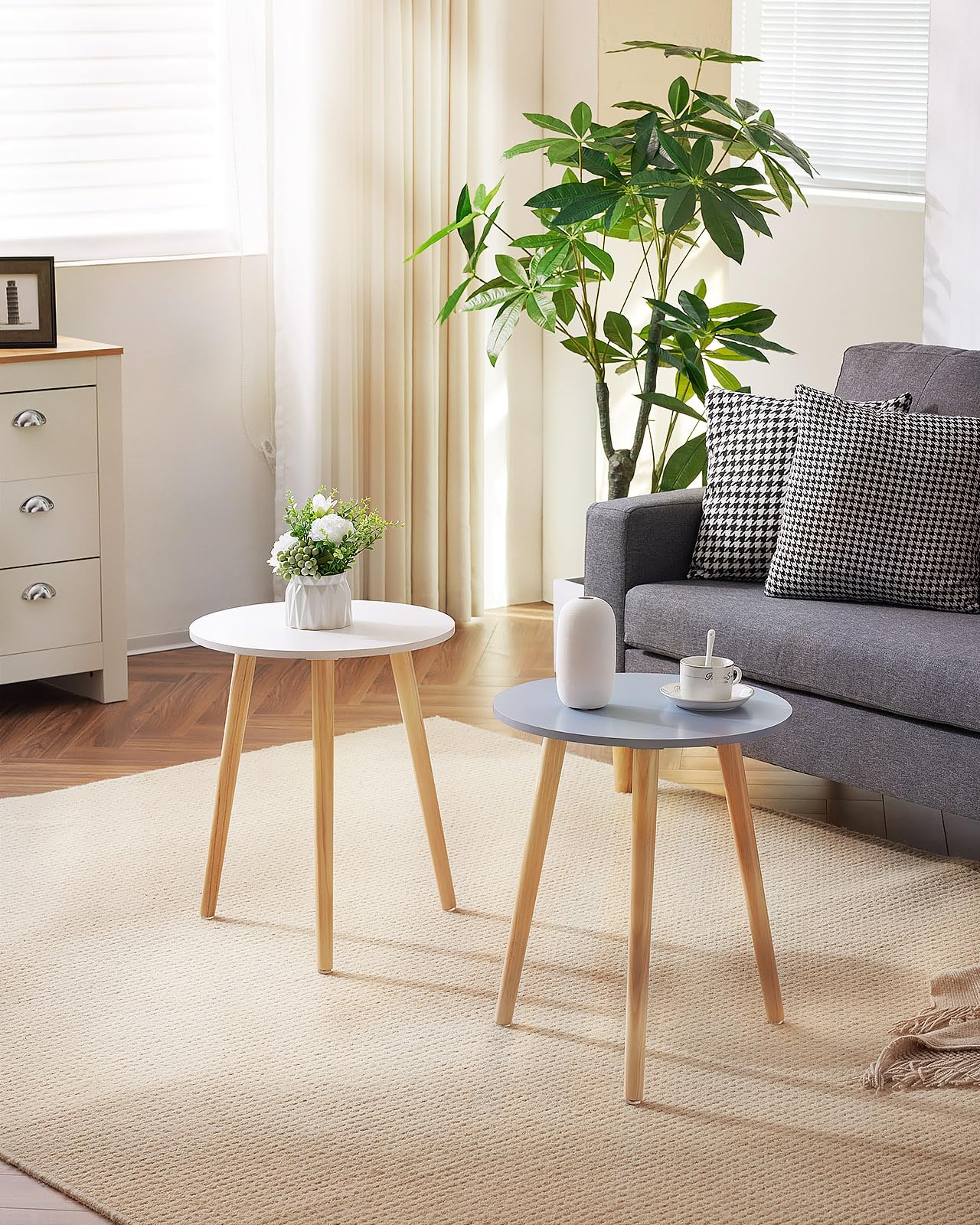 Apicizon Black Round Side Table, Black End Table Bedside Table Nursery with Wood Legs, Nightstand for Living Room, Bedroom, 16.5 x 20.5 Inches