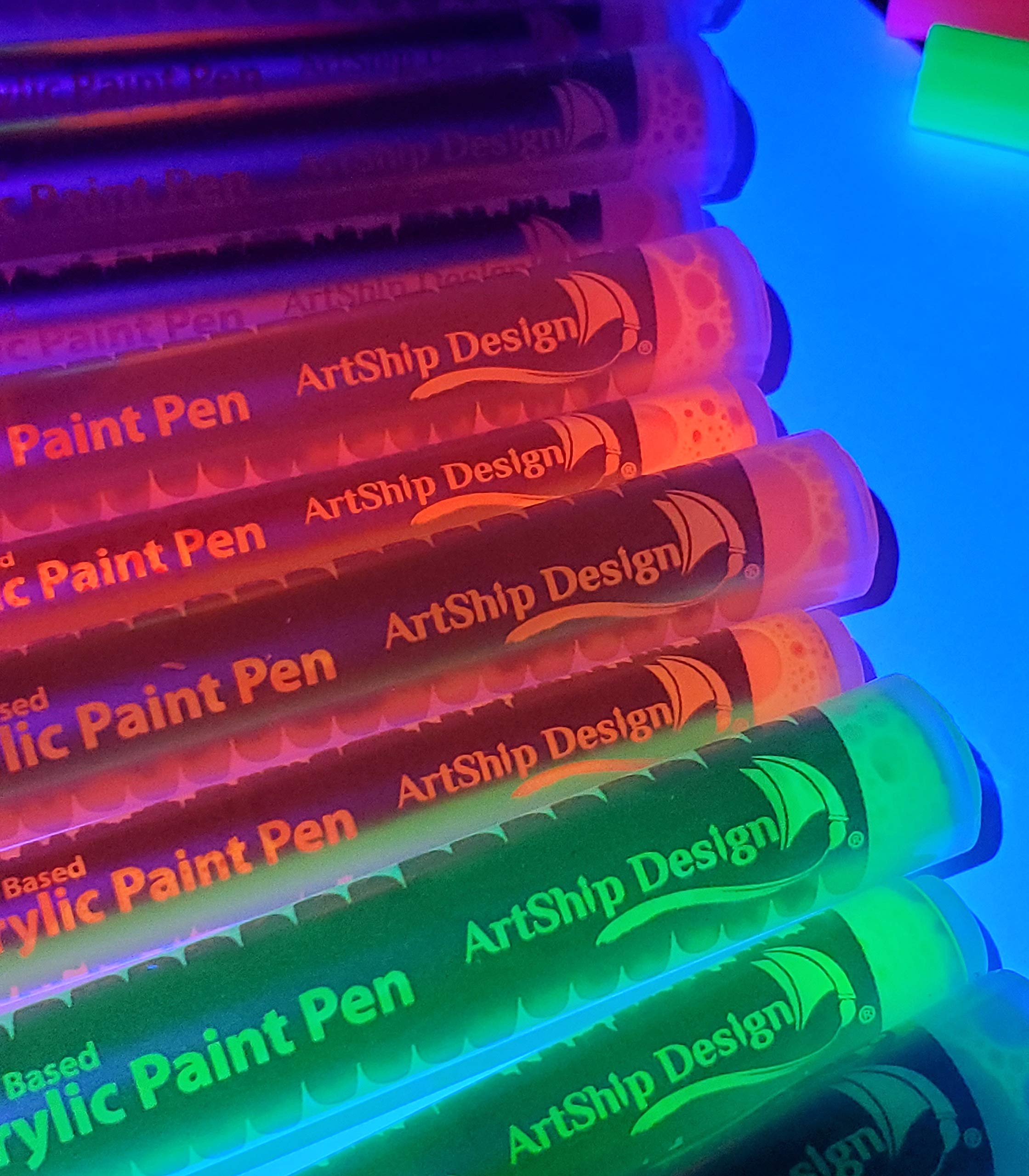 ArtShip Design 10 Black Acrylic Paint Pens, Double Pack of Both Extra Fine and Medium Tip Paint Markers, for Rock Painting, Mug, Ceramic, Glass, and Fabric Painting, Water Based Non-Toxic and No Odor