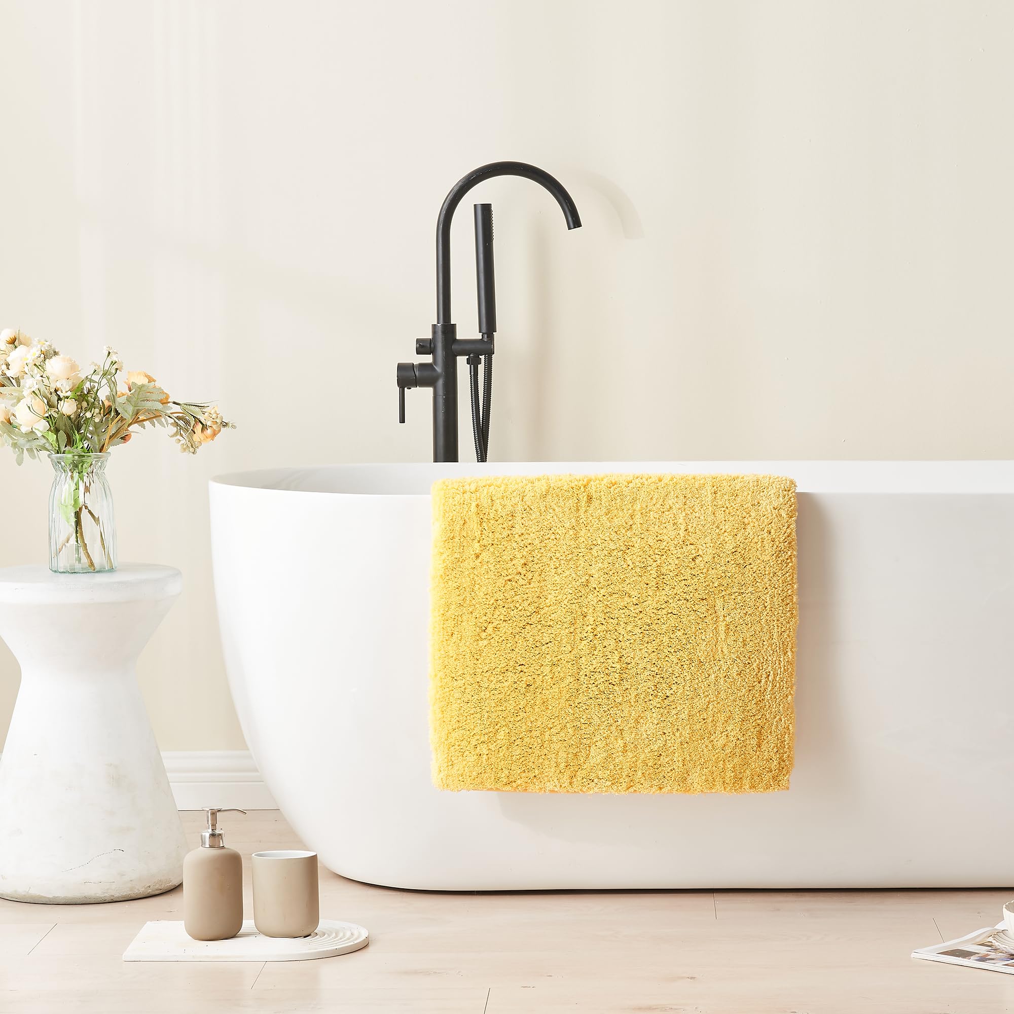 CozeCube Circle Fleece Bath mats for Bathroom, Fluffy Absorbent, Melange Quick Dry Microfiber Bath Rugs, Non Slip Washable Shower Mat Gifts, Brown, 24" X 16"