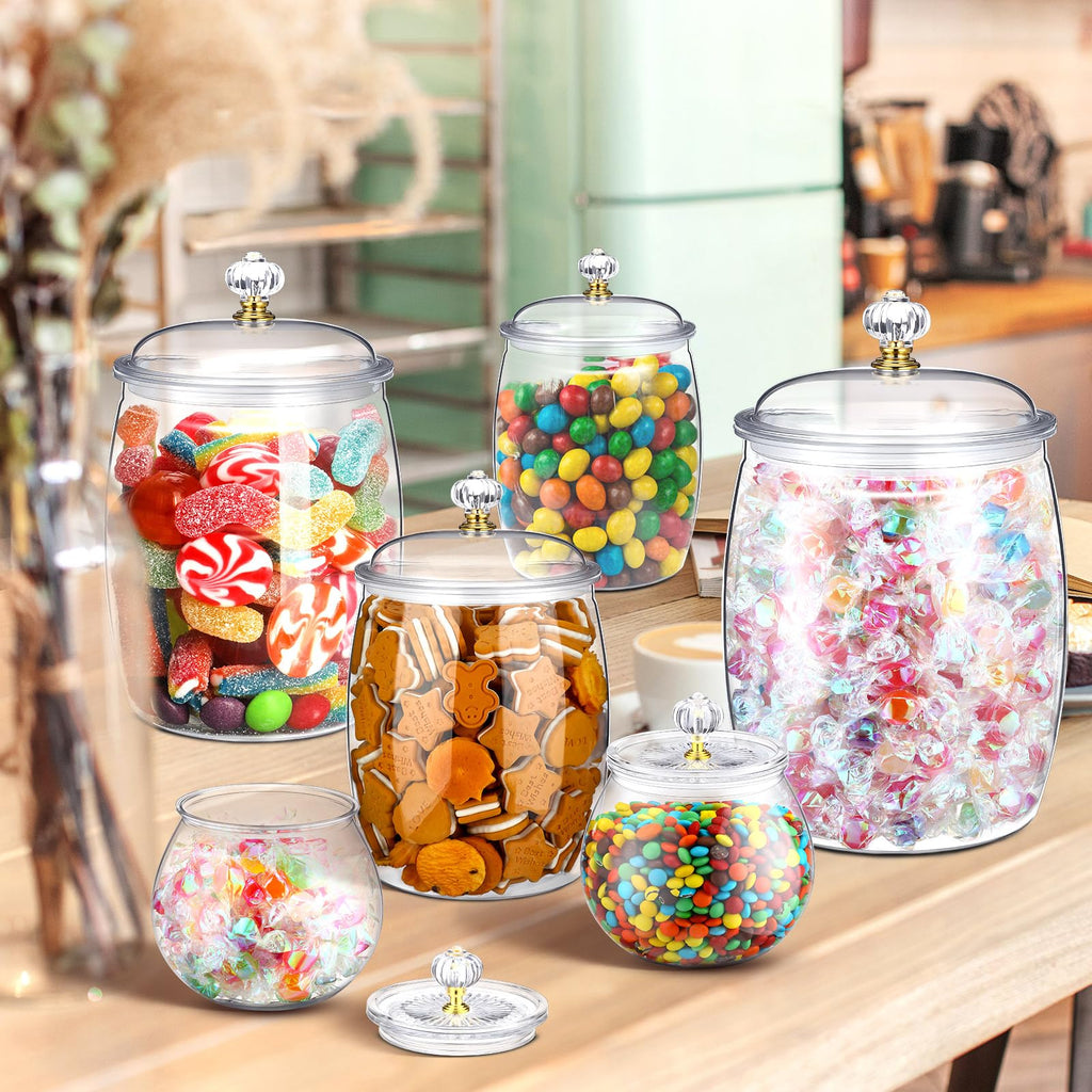 Nuogo 6 Pcs Plastic Candy and Cookie Jar with Lids Decorative Apothecary Jars Candy Buffet Containers Clear Airtight Food Storage Canister Home Decoration(42 oz,Classic)