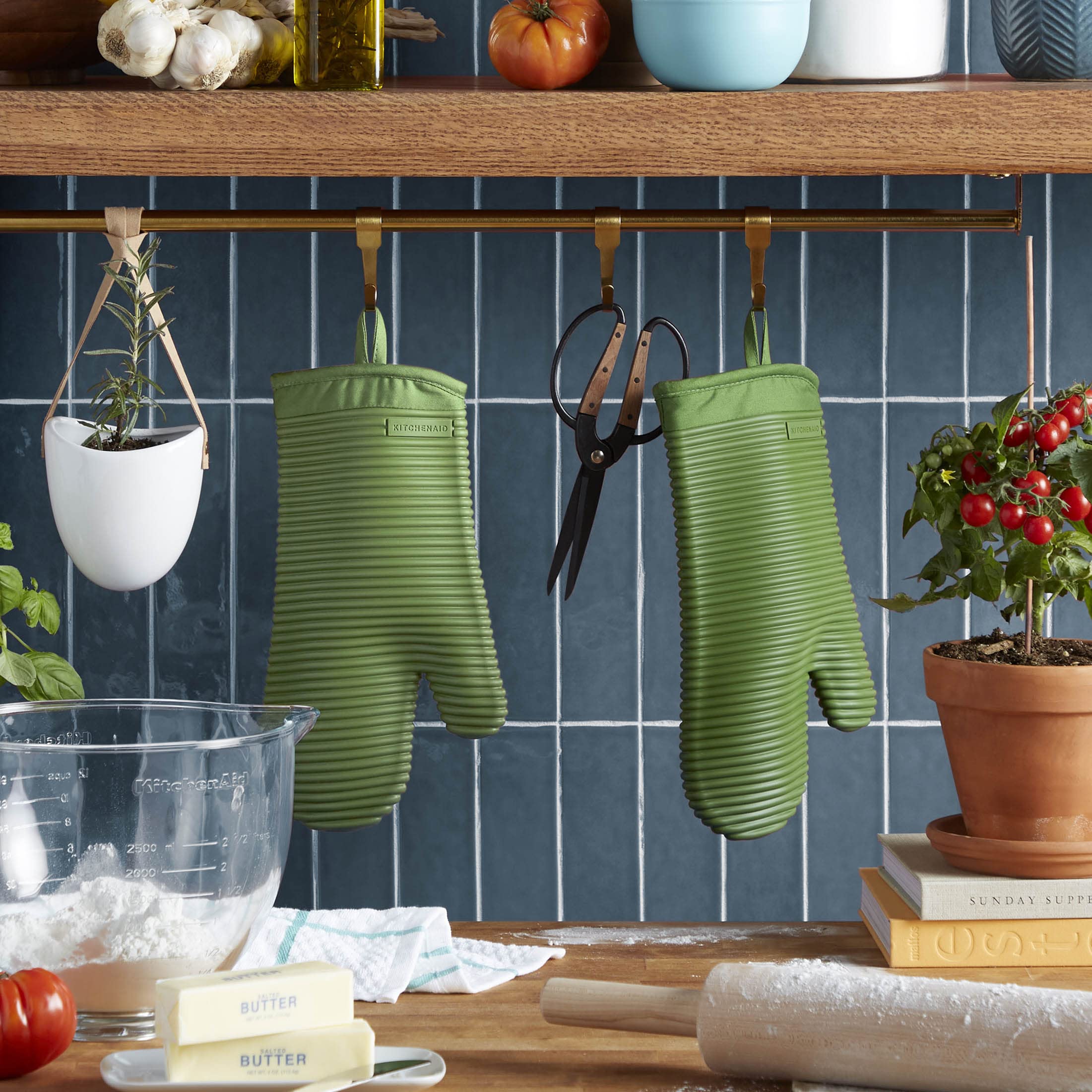 KITCHENAID Ribbed Soft Silicone Oven Mitt 2-Pack Set, 7.5"x13", Aqua Sky