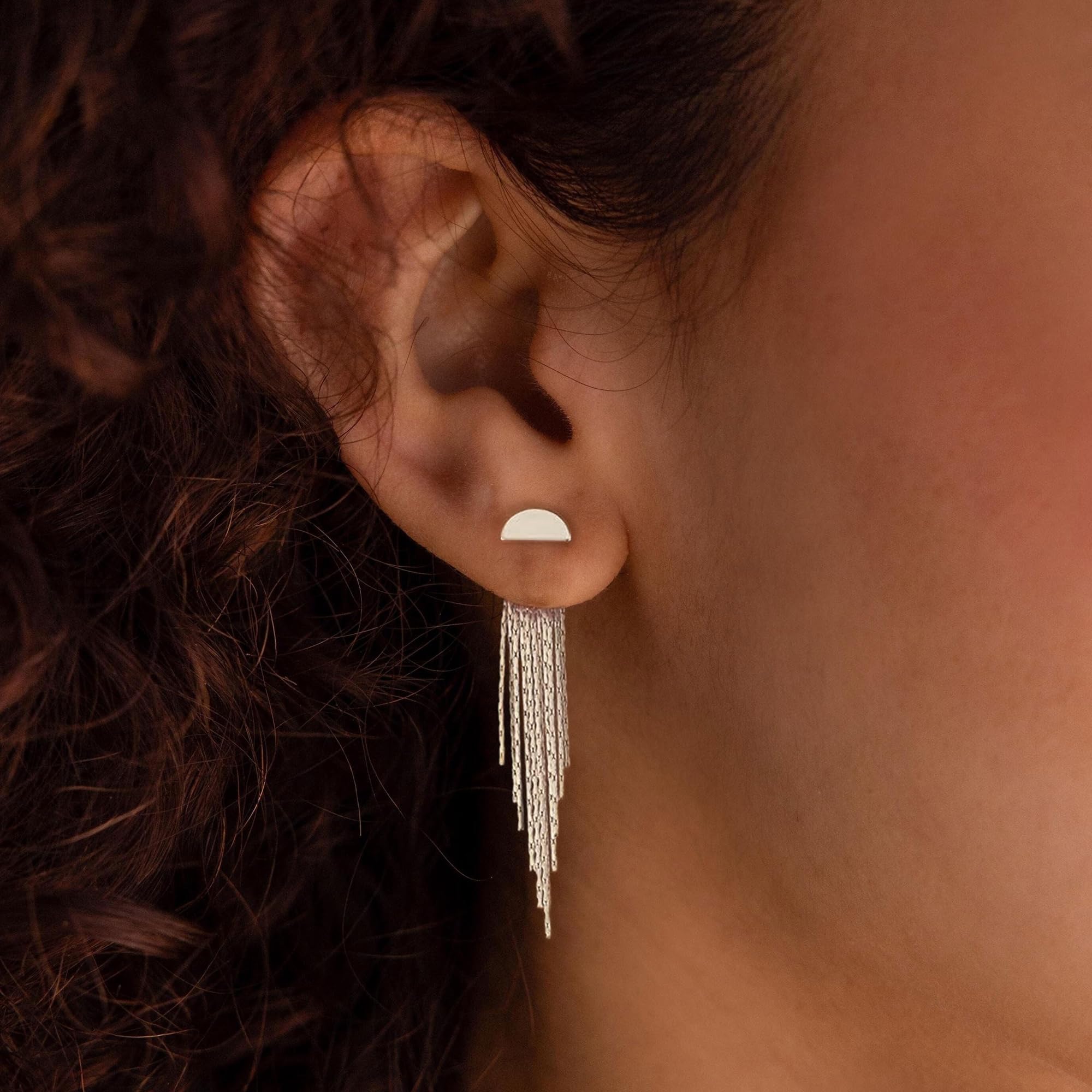 Gold Earrings for Women, 14K Gold Plated Tassel Dangle Earrings for Women Trendy Hypoallergenic Long Chain Earring Dainty Pearl Drop Earrings Elegant Wedding Earring Fashion Jewelry for Womens