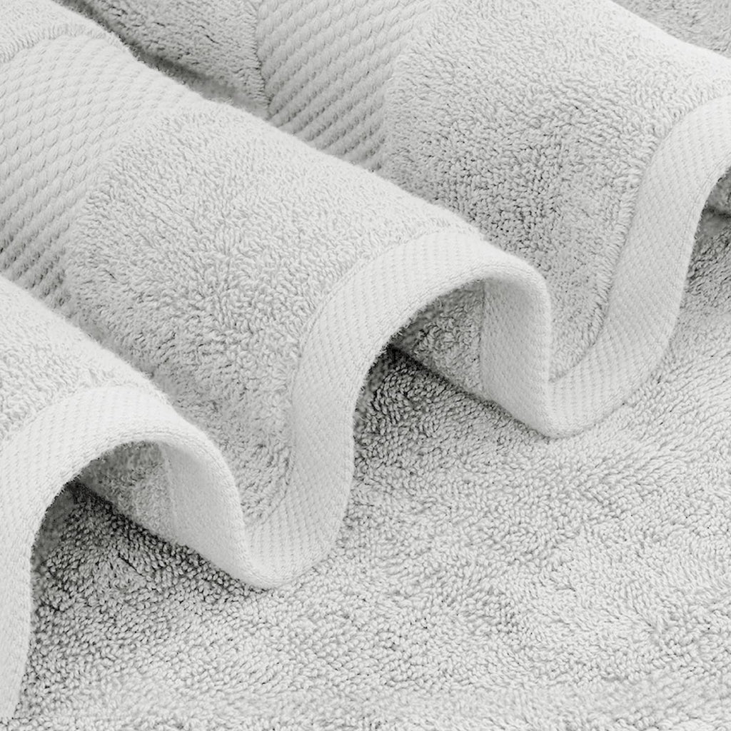 White Classic Luxury Bath Towels Set of 4 Large - 700 GSM Turkish Cotton Ultra Soft Bath Towels 27x54 | Highly Absorbent and Quick Dry | Hotel Towels for Bathroom Luxury, Plush Shower Towels, White