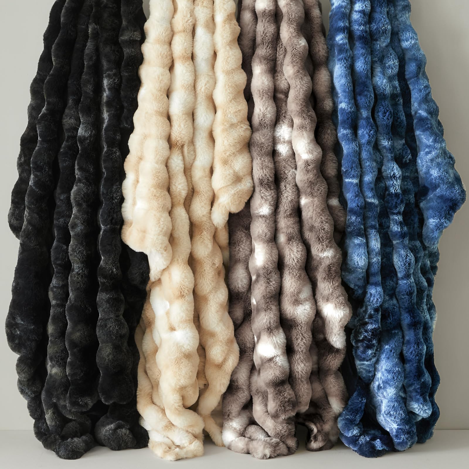 BEDELITE Faux Fur Throw Blanket, Soft Cozy Plush Dark Grey Bubble Blanket for Couch Sofa Bedroom Living Room Decor - 870GSM Thick Warm Fuzzy Fluffy Faux Rabbit Fur Blanket, 50x60 Inches