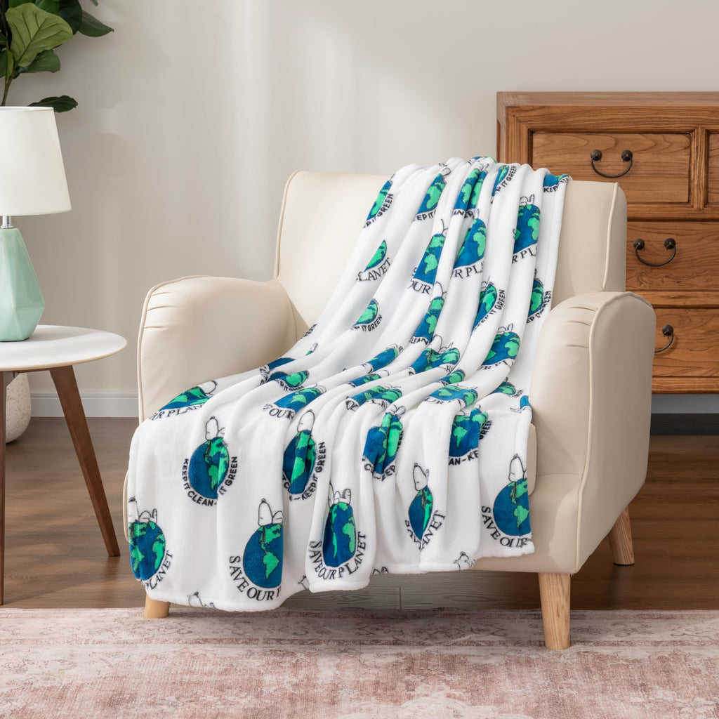 Berkshire Blanket VelvetLoft® Luxury Soft Polyester Throw Blanket, Don’t Let The Pigeon Drive The Bus, 50 x 70in(Official Mo Willems® Product)