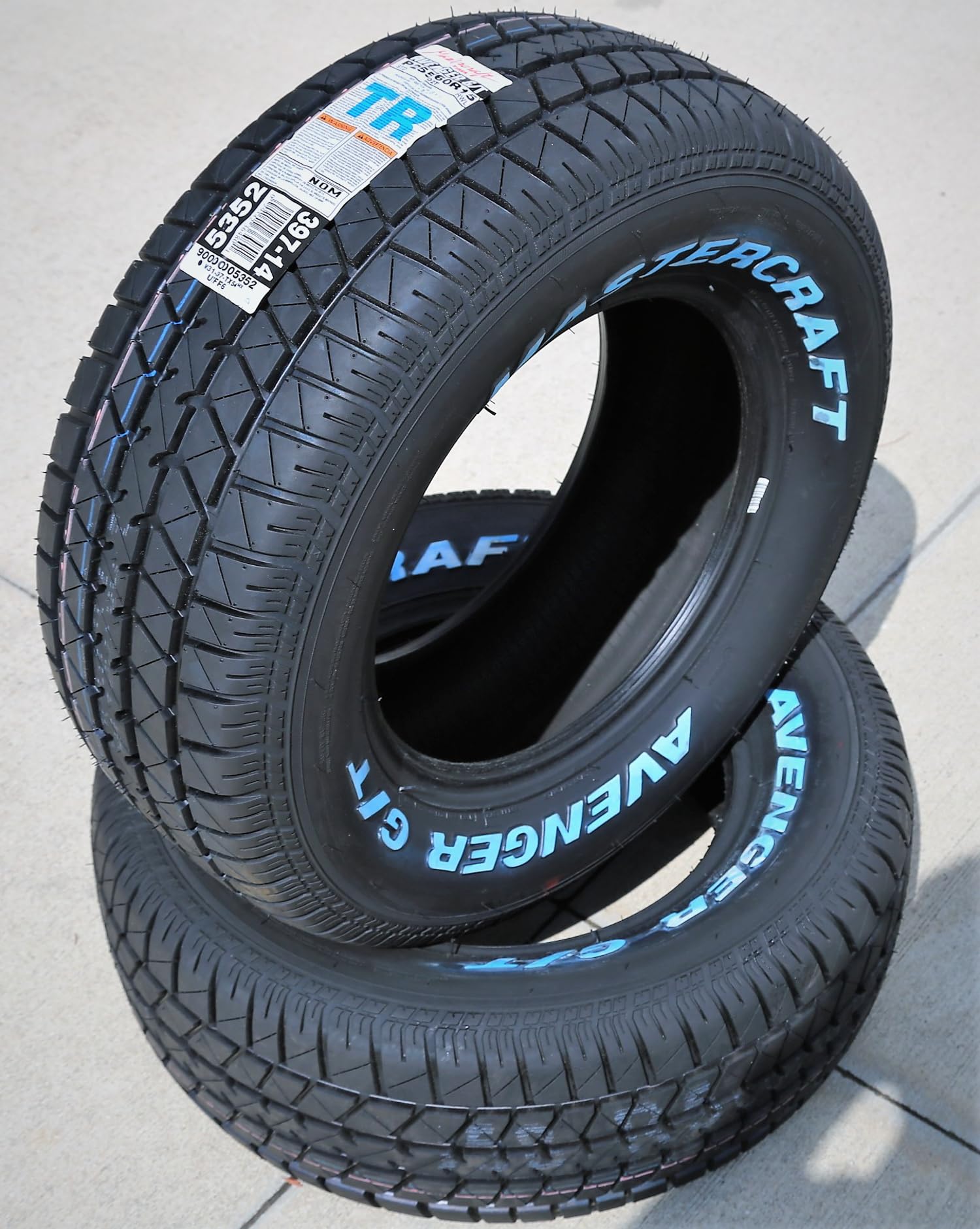 Mastercraft Avenger G/T Performance Radial Tire - 255/60R15 102T