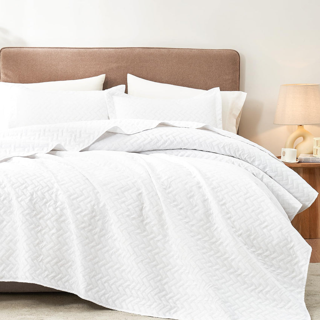 Hansleep Black Quilt Twin Size - Damask Ultrasonic All Season Bedspread Twin, Soft Lightweight Coverlet Bedding Set, 2 Pieces (1 Quilt, 1 Pillow Sham)