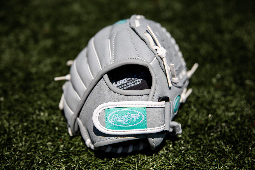 Rawlings | Sure Catch Series Youth Softball Glove | Sizes 10" - 12.5"
