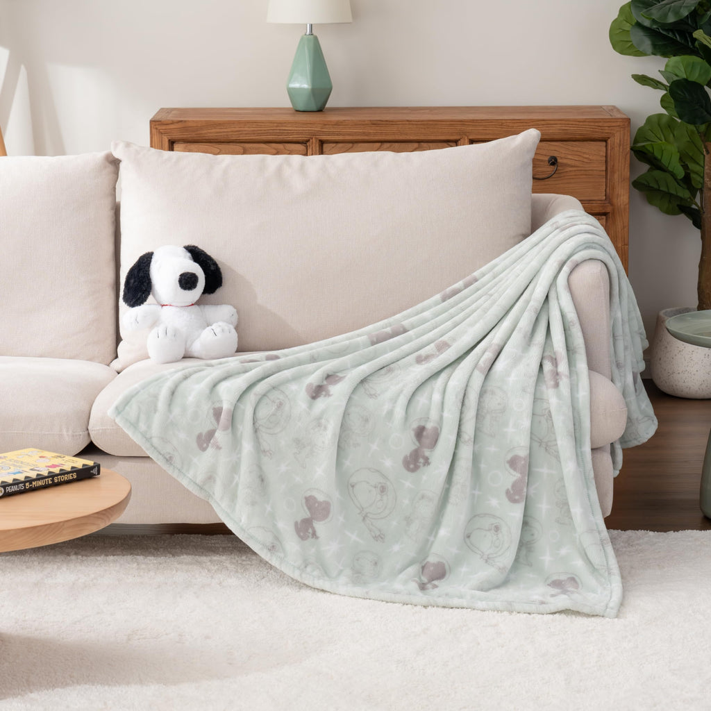 Berkshire Blanket VelvetLoft® Luxury Soft Polyester Throw Blanket, Don’t Let The Pigeon Drive The Bus, 50 x 70in(Official Mo Willems® Product)