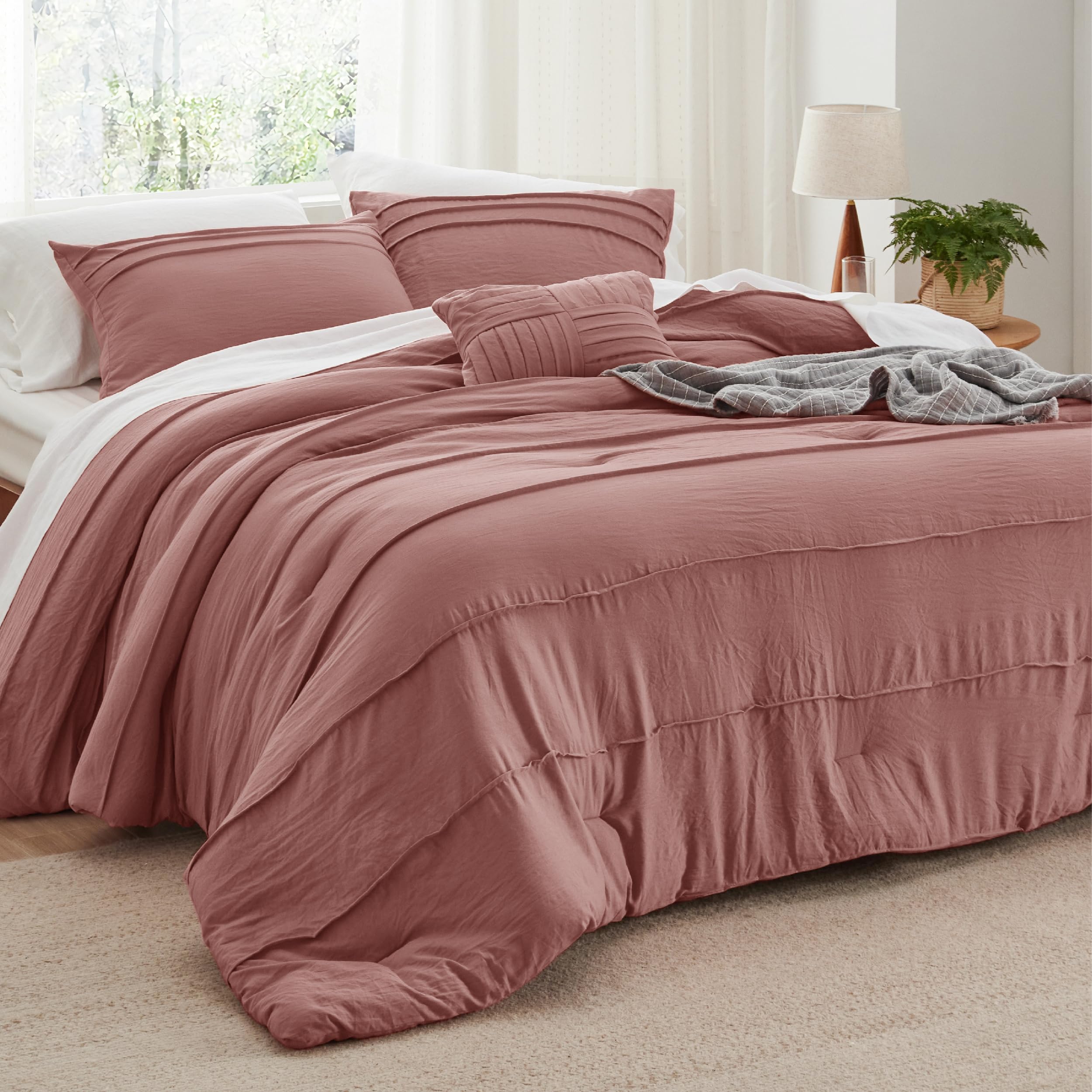 Bedsure Twin Comforter Set - 3 Pieces Pinch Pleat Bed Set, Beige Boho Bedding for All Season, 1 Soft Comforter, 1 Pillowcase, 1 Decorative Pillow