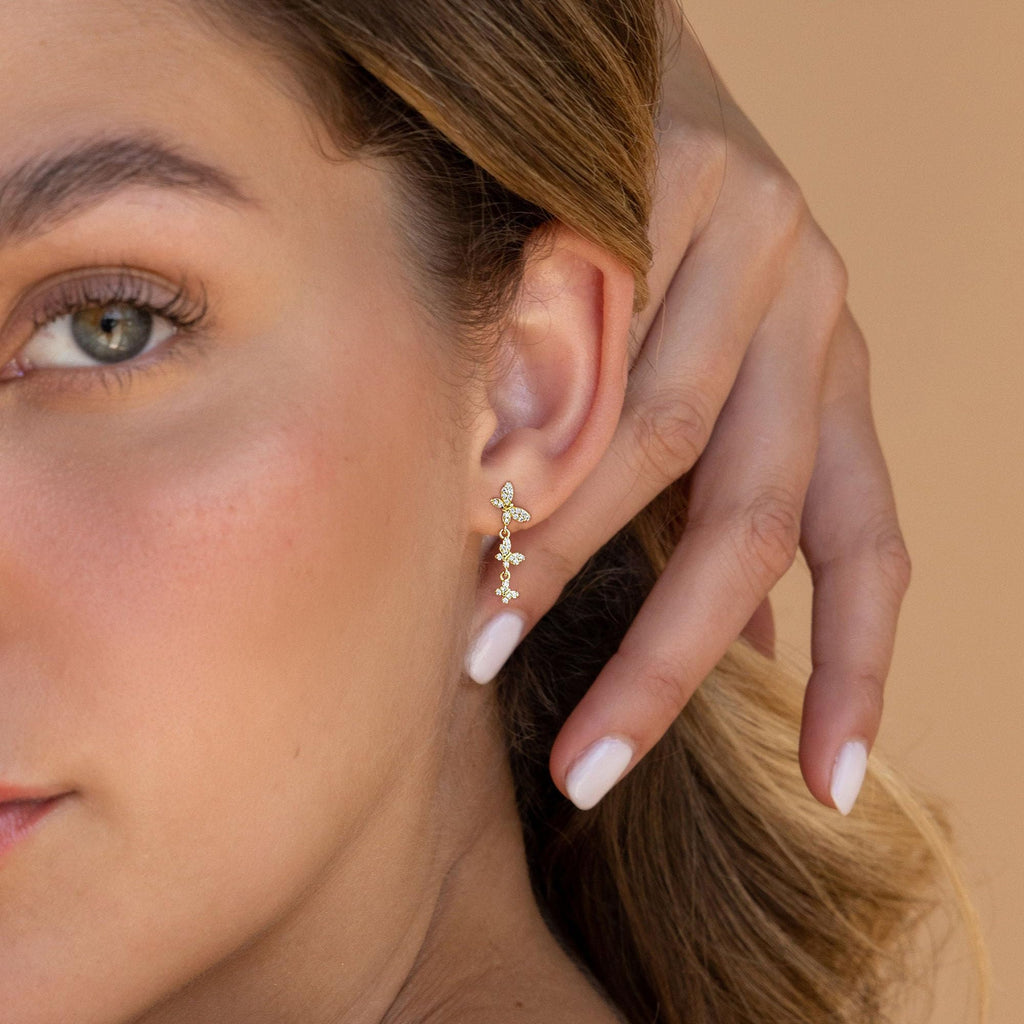 Gold Earrings for Women, 14K Gold Plated Tassel Dangle Earrings for Women Trendy Hypoallergenic Long Chain Earring Dainty Pearl Drop Earrings Elegant Wedding Earring Fashion Jewelry for Womens