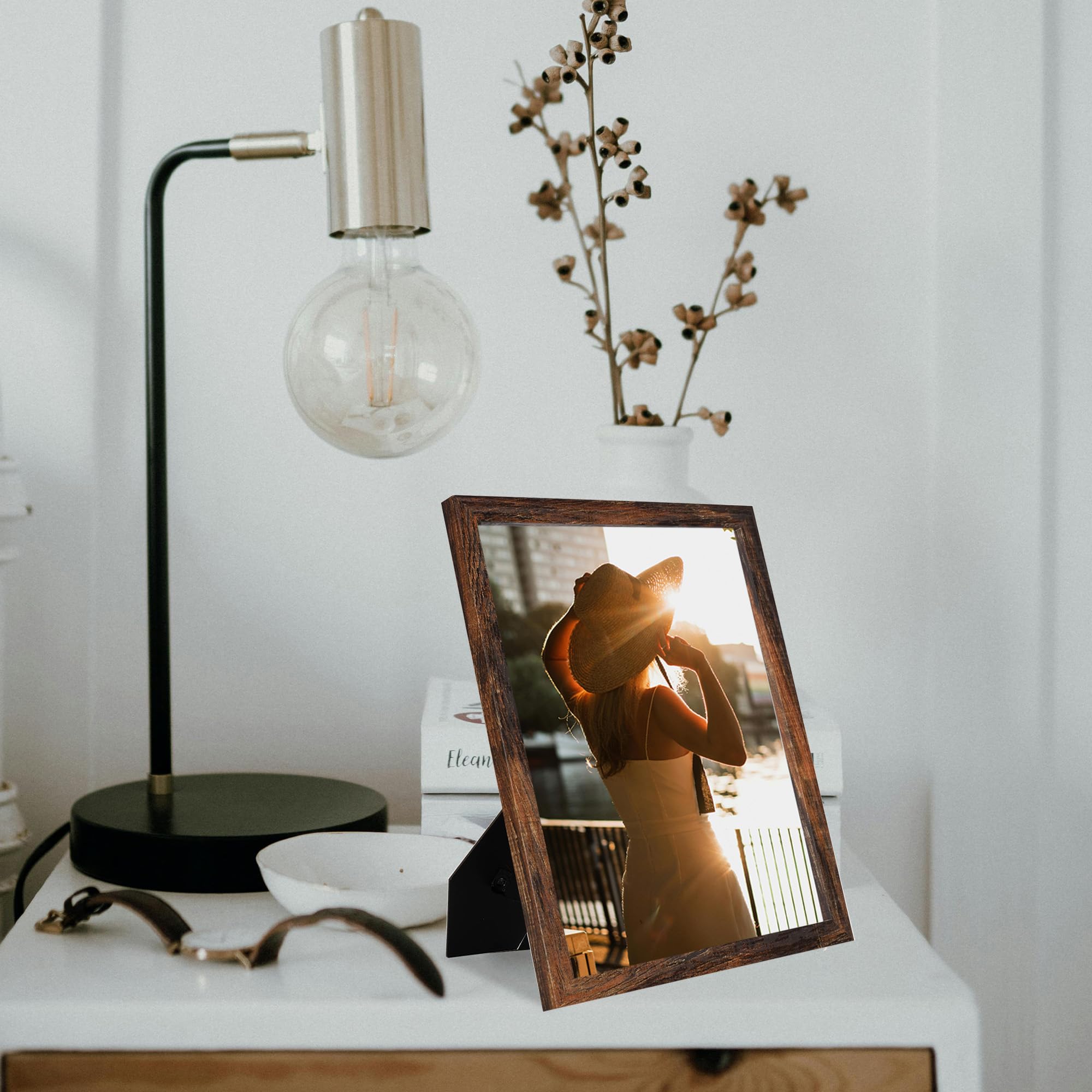 5x7 Picture Frame Gold, Display 5x7 without Mat or 4x6 with Mat, Wall Gallery Photo Frames