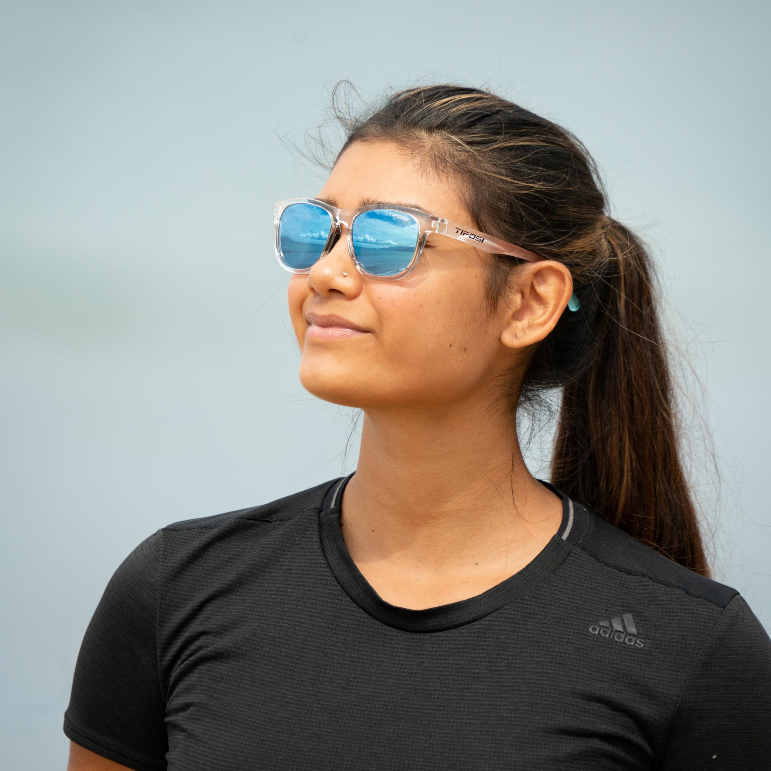 Tifosi Swank Sport Sunglasses - Tangle Free - Ideal For Cycling, Golf, Hiking, Pickleball, Running and Great Lifestyle Look