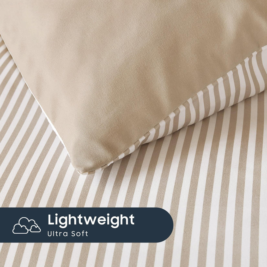 Wake In Cloud - Striped Comforter Set, Ticking Stripe Vertical Pinstripe Neutral Farmhouse Pattern Printed, Soft Lightweight Bedding, 3 Pieces, Blue White, Twin/Twin XL Size