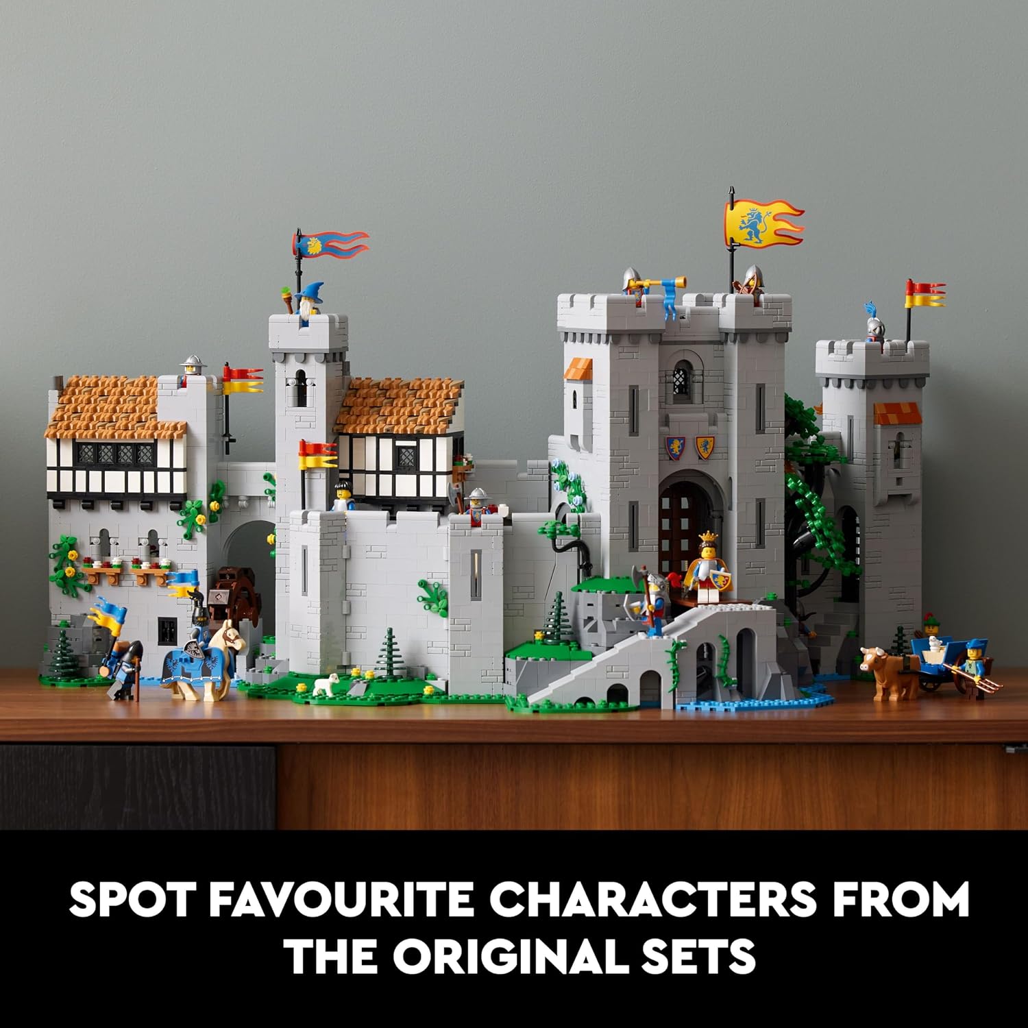 Lego Lion Knights' Castle 10305