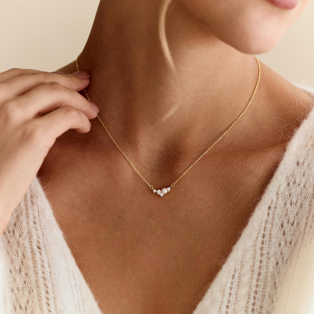 Pearl Necklace for Women Trendy,14k Gold Plated Necklace Dainty Wedding Necklace Small Cute Choker Necklace Gold Prom Drop Necklace Vintage Waterproof Jewelry for Women Prom Jewelry Fashion Gifts