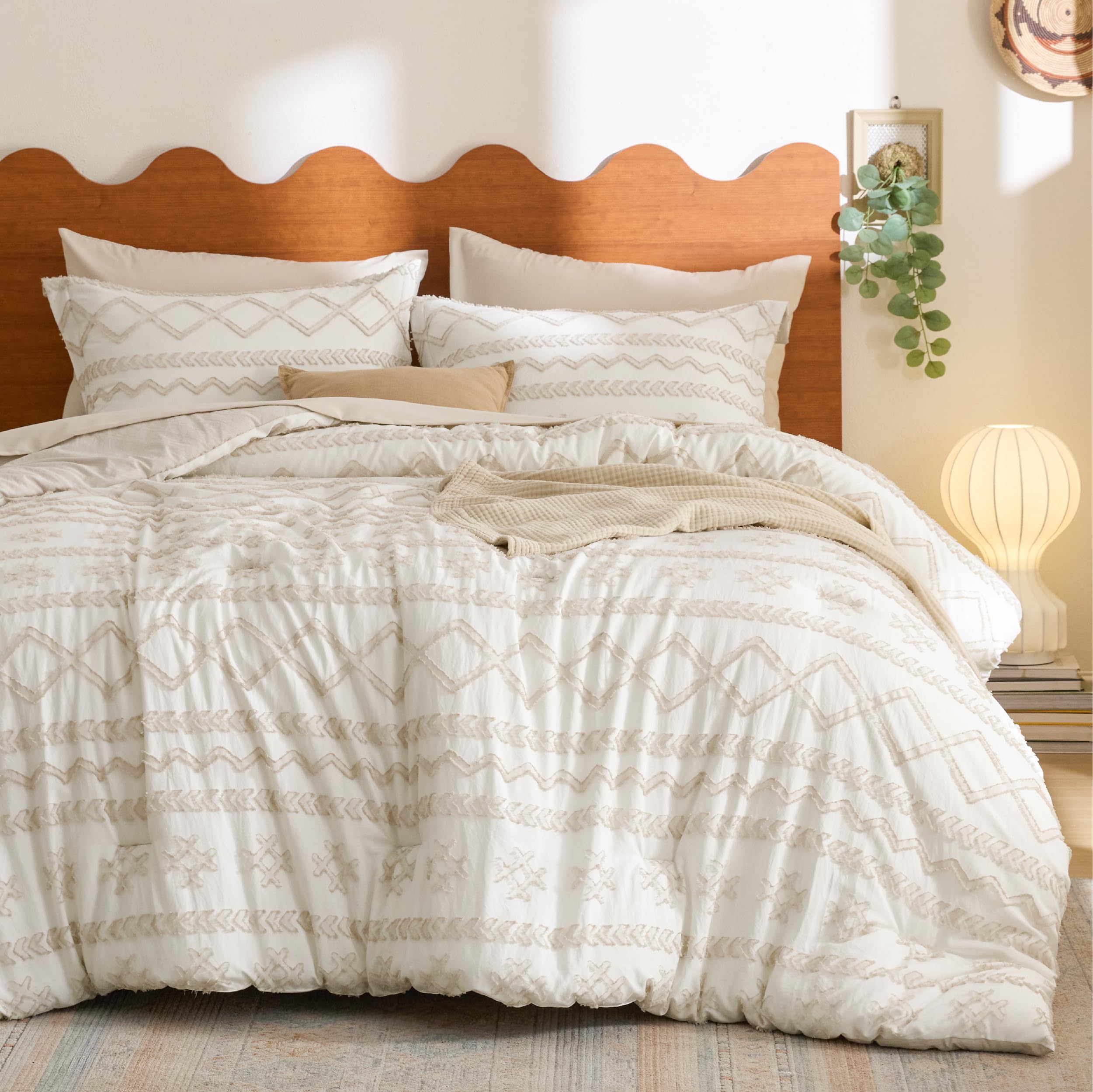 Bedsure Twin Comforter Set - White Boho Twin Comforter, Distressed Vintage Dorm Bedding Set for Kids, 2 Pieces Modern Farmhouse-Style Bed Set, Includes 1 Pillow Sham