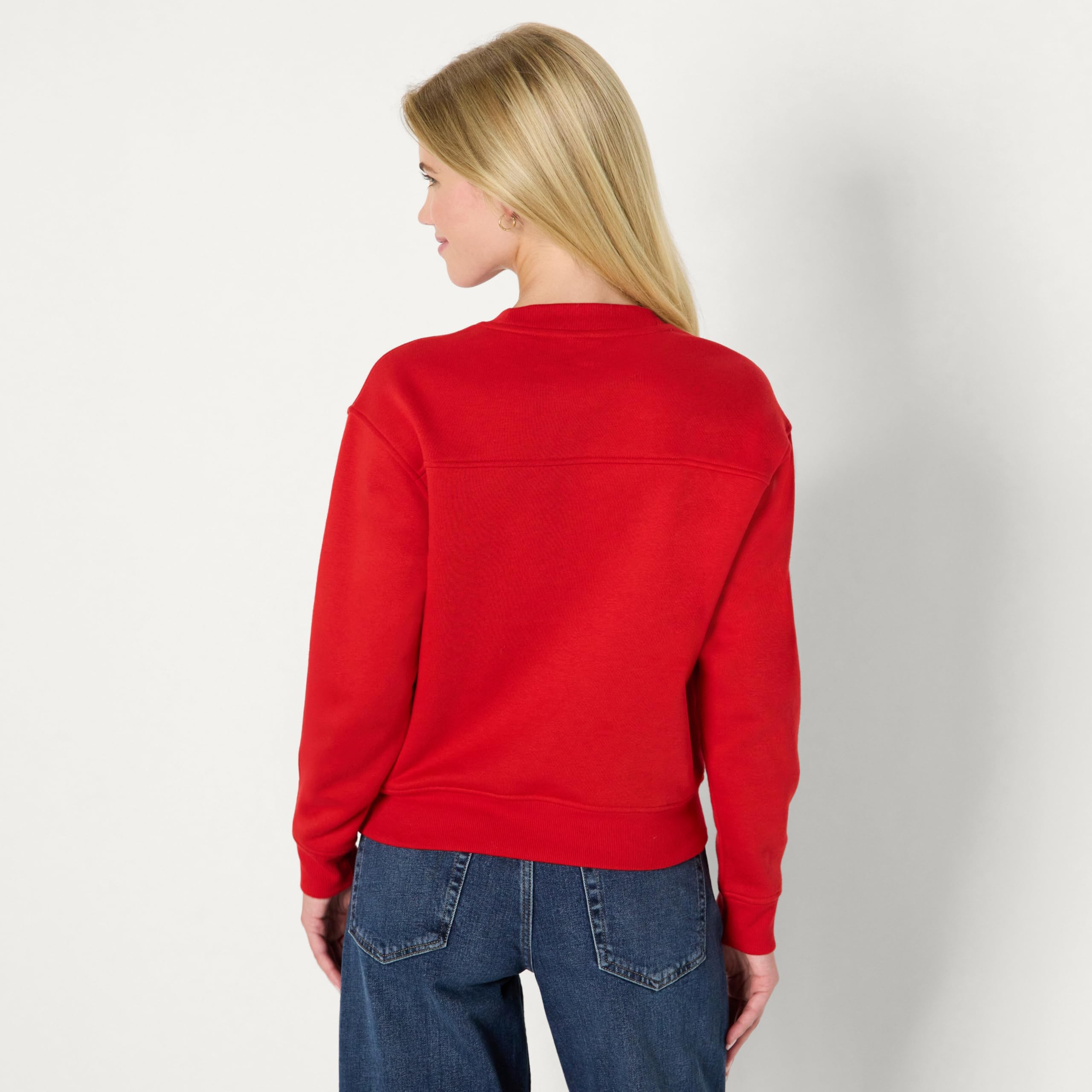 Amazon Essentials x Sofia Grainge Women's Relaxed Fit Boxy Drop Shoulder Crewneck Sweatshirt