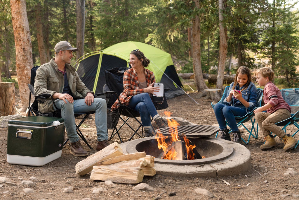 Coleman Carlsbad Dark Room Tent with Screened Porch, 4/6 Person Tent Blocks 90% of Sunlight to Keep Inside Cool, Weatherproof Shelter with Easy Setup