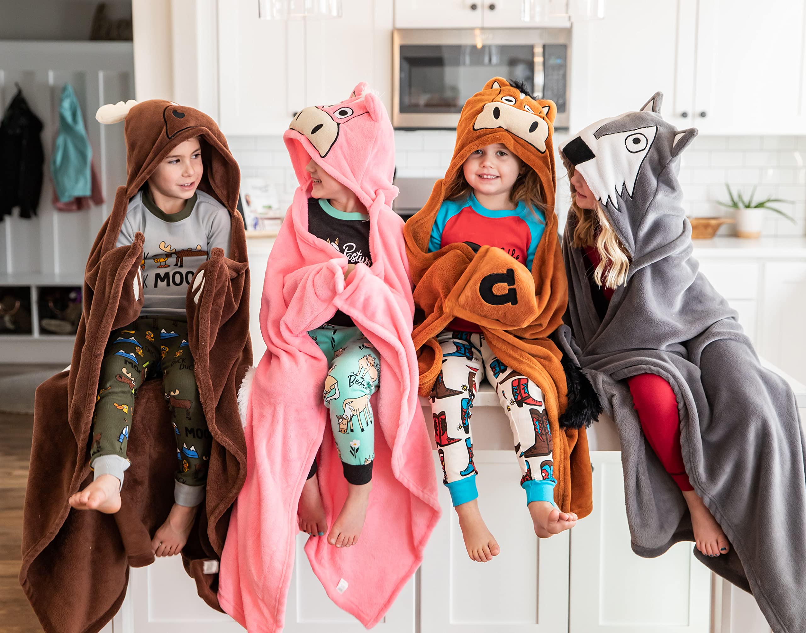 Lazy One Wearable Hooded Blanket for Kids, Animal Hooded Blanket (Bigfoot)