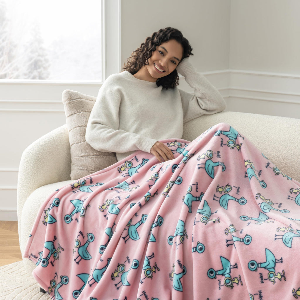 Berkshire Blanket VelvetLoft® Luxury Soft Polyester Throw Blanket, Don’t Let The Pigeon Drive The Bus, 50 x 70in(Official Mo Willems® Product)