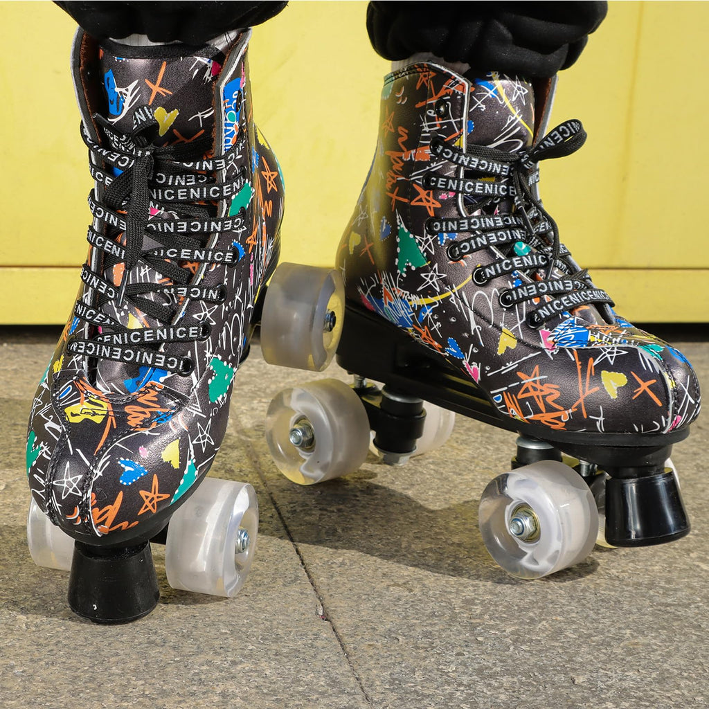 Roller Skates for Men and Women, Black Derby Roller Skates with 4 Shiny Wheel, Classic Double-Row Roller Skates for Indoor and Outdoor