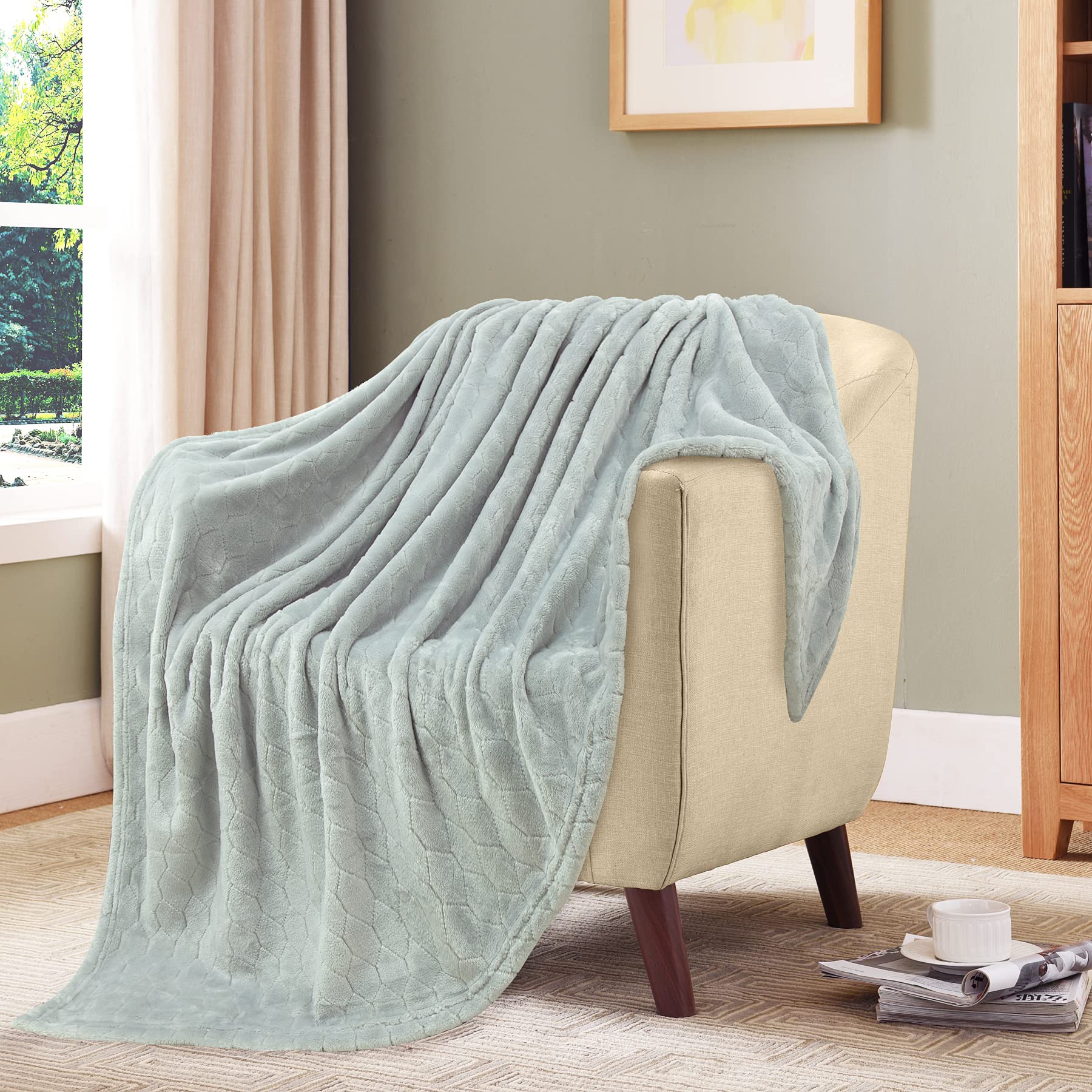TOONOW Fleece Blanket Fuzzy Plush Throw Blanket 50" x 60", Super Soft Fluffy Bed Blanket Geometric Pattern Comfy Microfiber Flannel Blankets for Couch, Bed, Sofa, Black