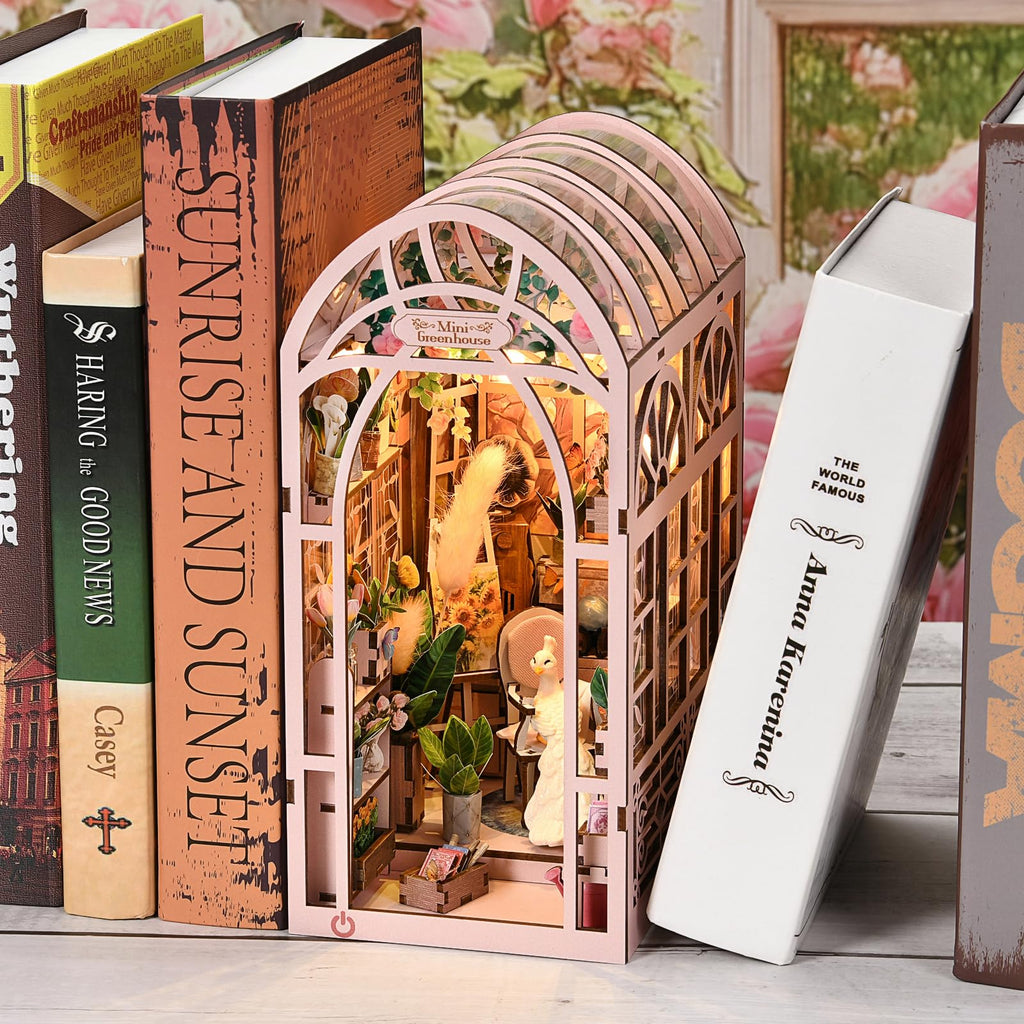 TOYQI DIY Book Nook Kit, Miniature House Dollhouse Kit for Adult and Teens, Book Nook Kits for Adults, Booknook Bookend Alley Model Build, Gifts for Family Friends - Spooky Horror Creepy Haunted House