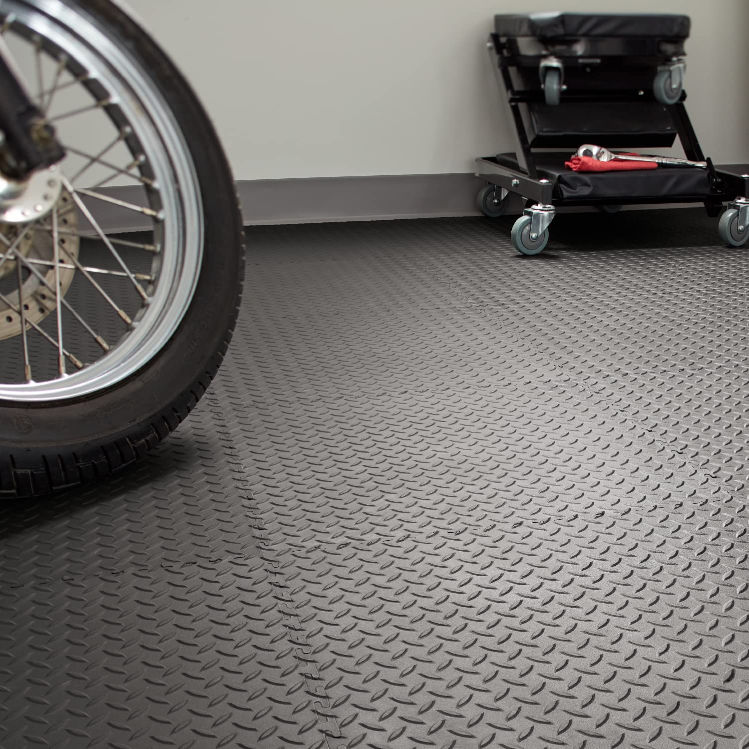 VersaTex Garage Floor 18 x 18 inch Square Rubber Diamond Plate Interlocking Floor Tiles for Home Gym, Garage Flooring, Trade Show Flooring, Basement Tiles, 24 Pack (Black)
